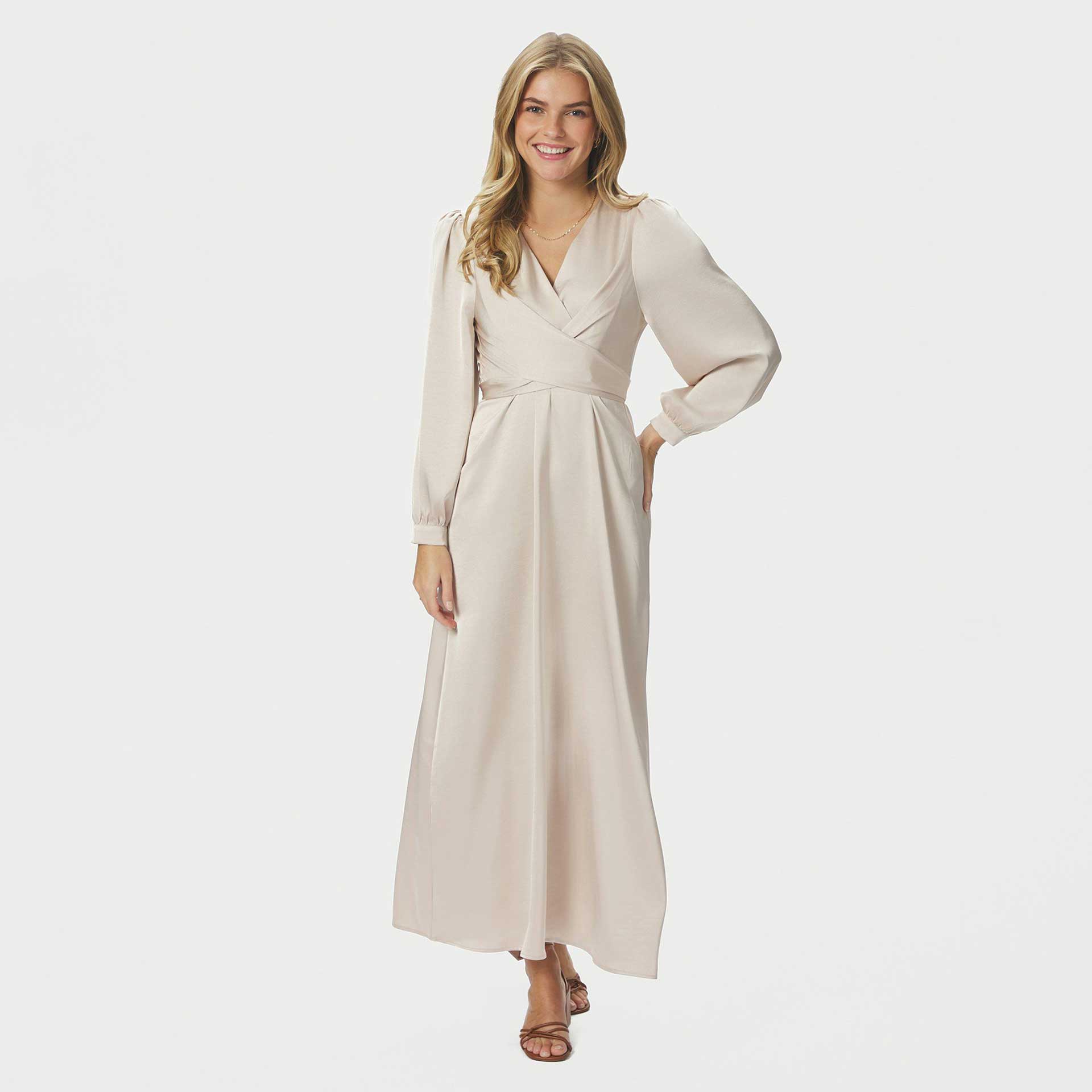 Neo Noir Jurk Bretti