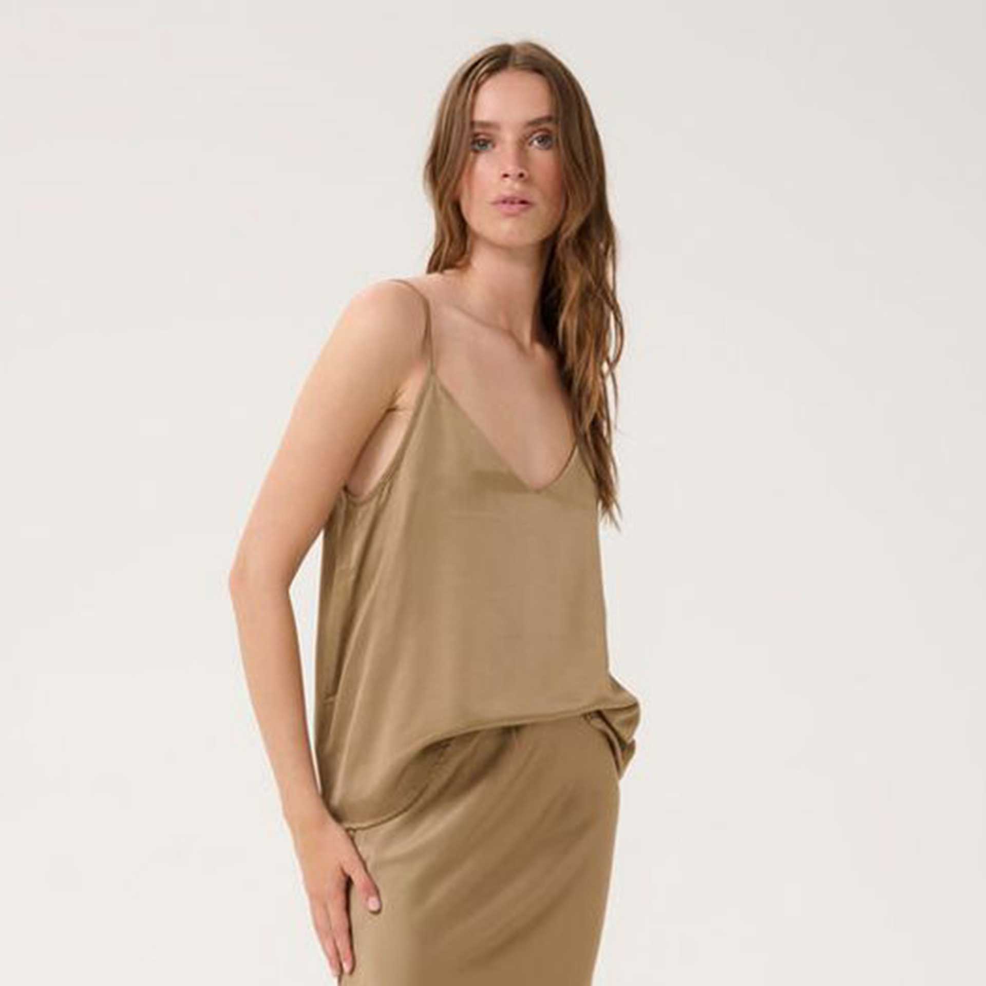 My Essential Wardrobe Top Estelle