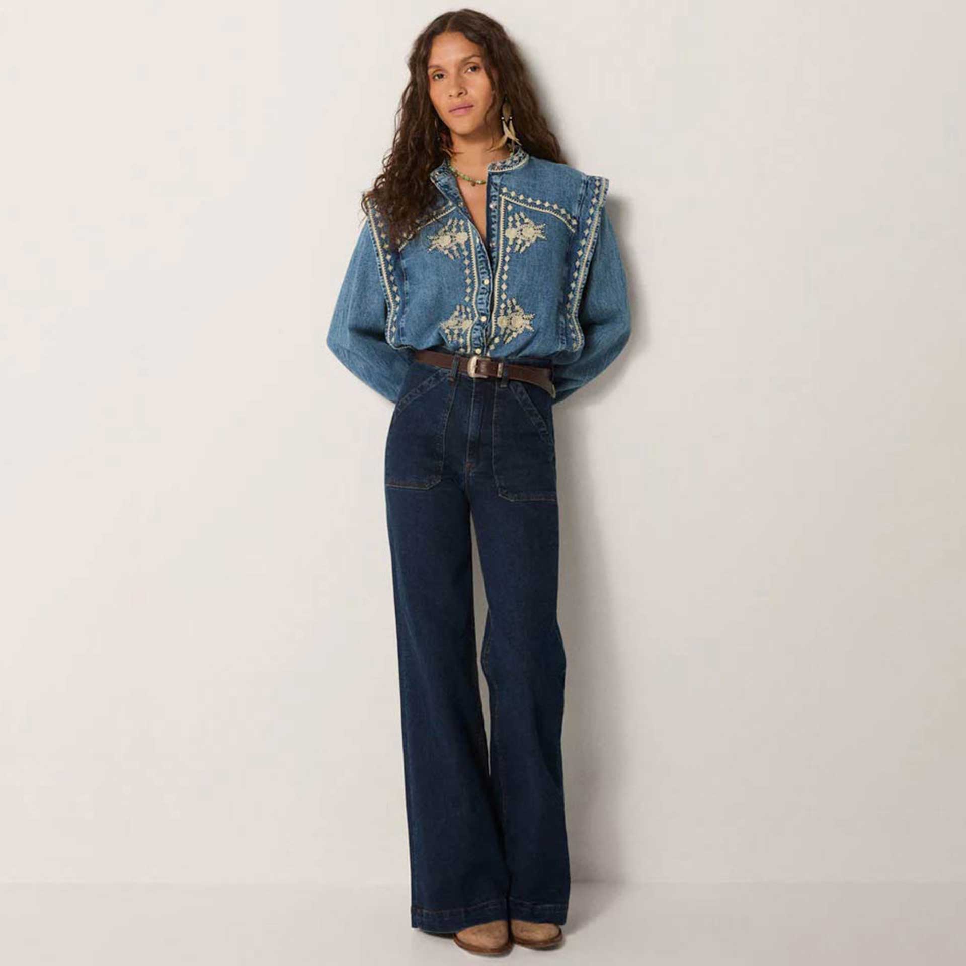 Maison Hotel Blouse Narciso