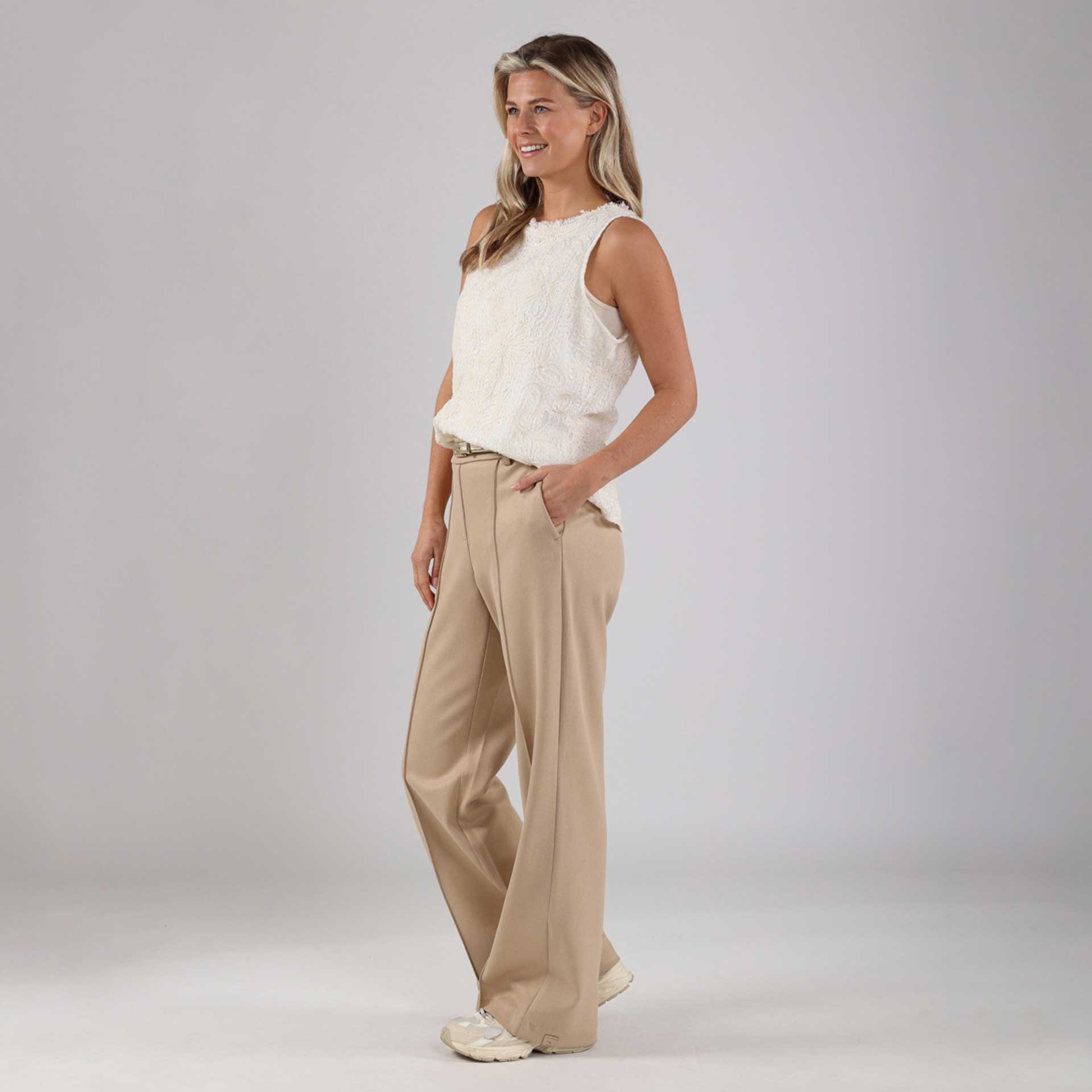 NUKUS Top Layla