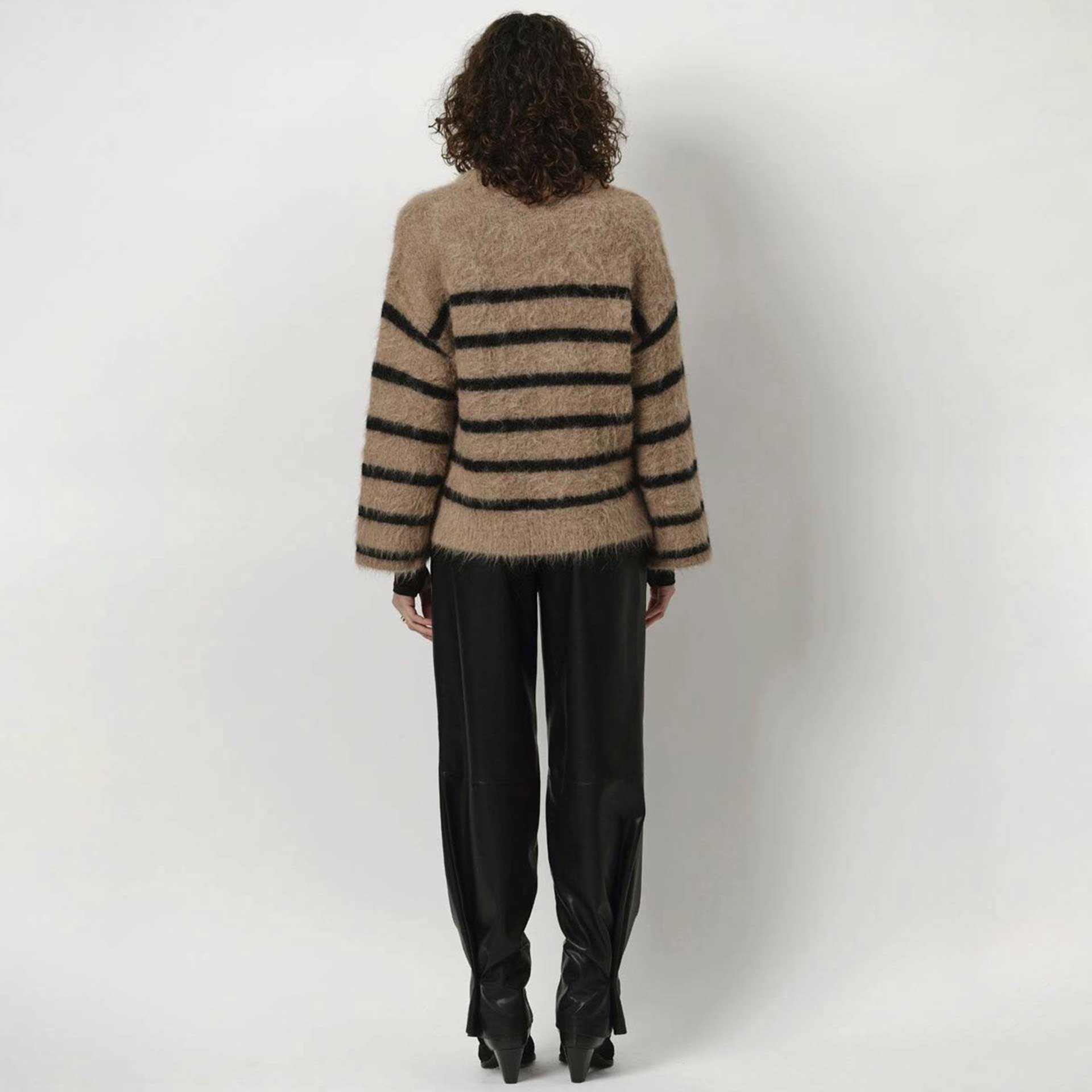 Dante 6 Sweater Addax