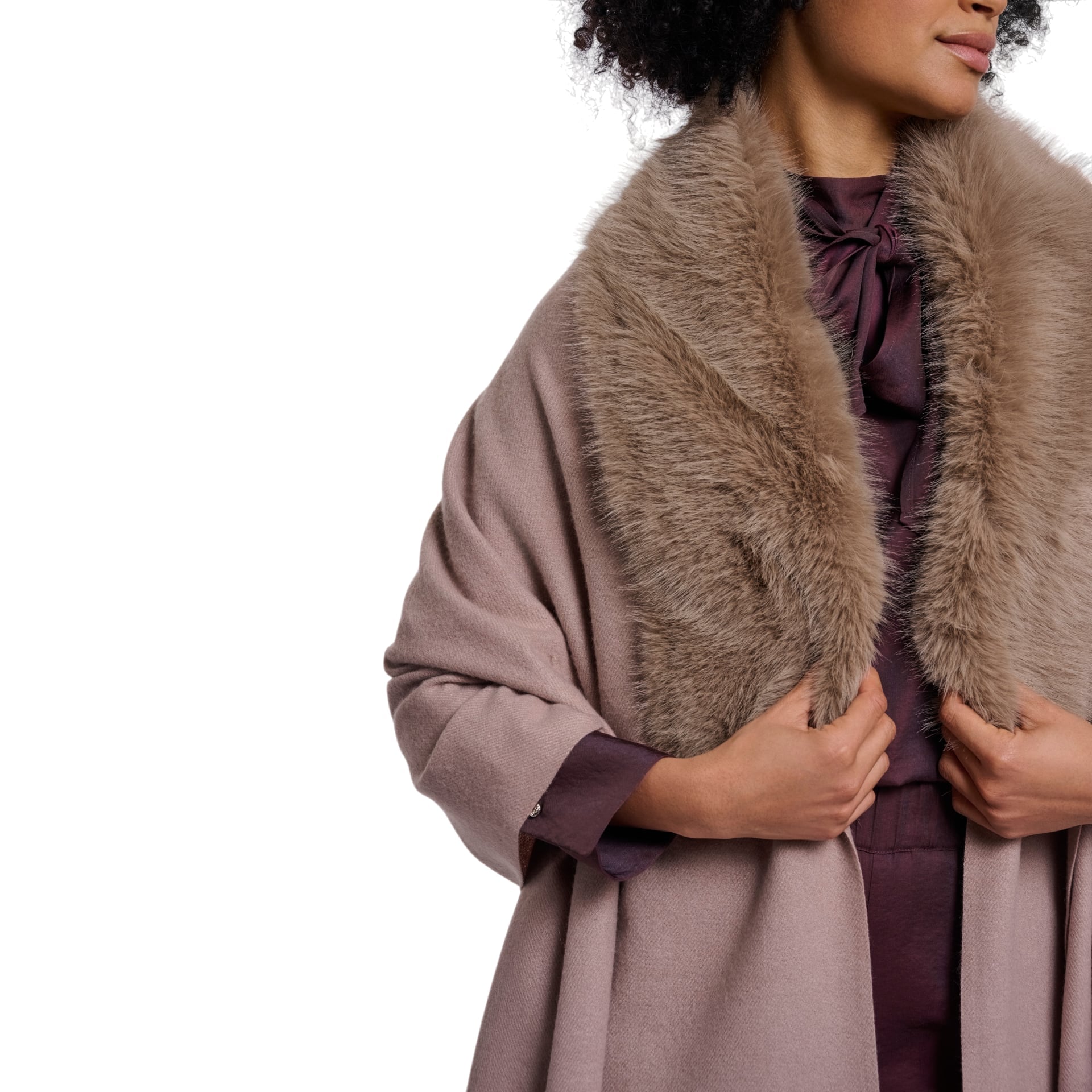 Rino & Pelle Cape Wendy