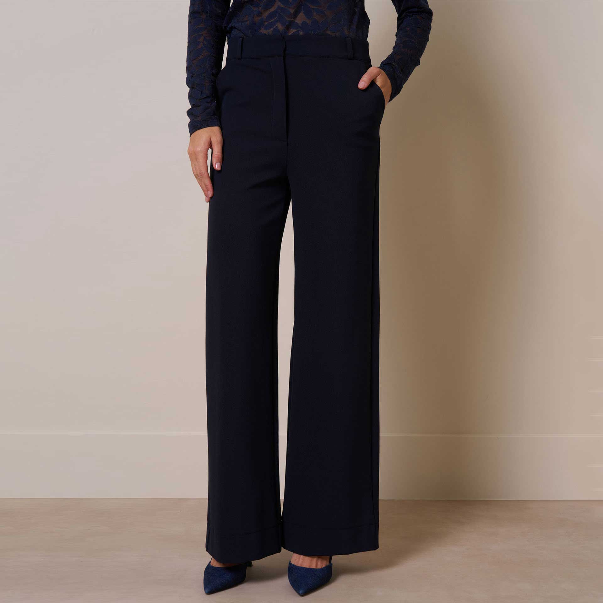 Studio Anneloes Broek Luz