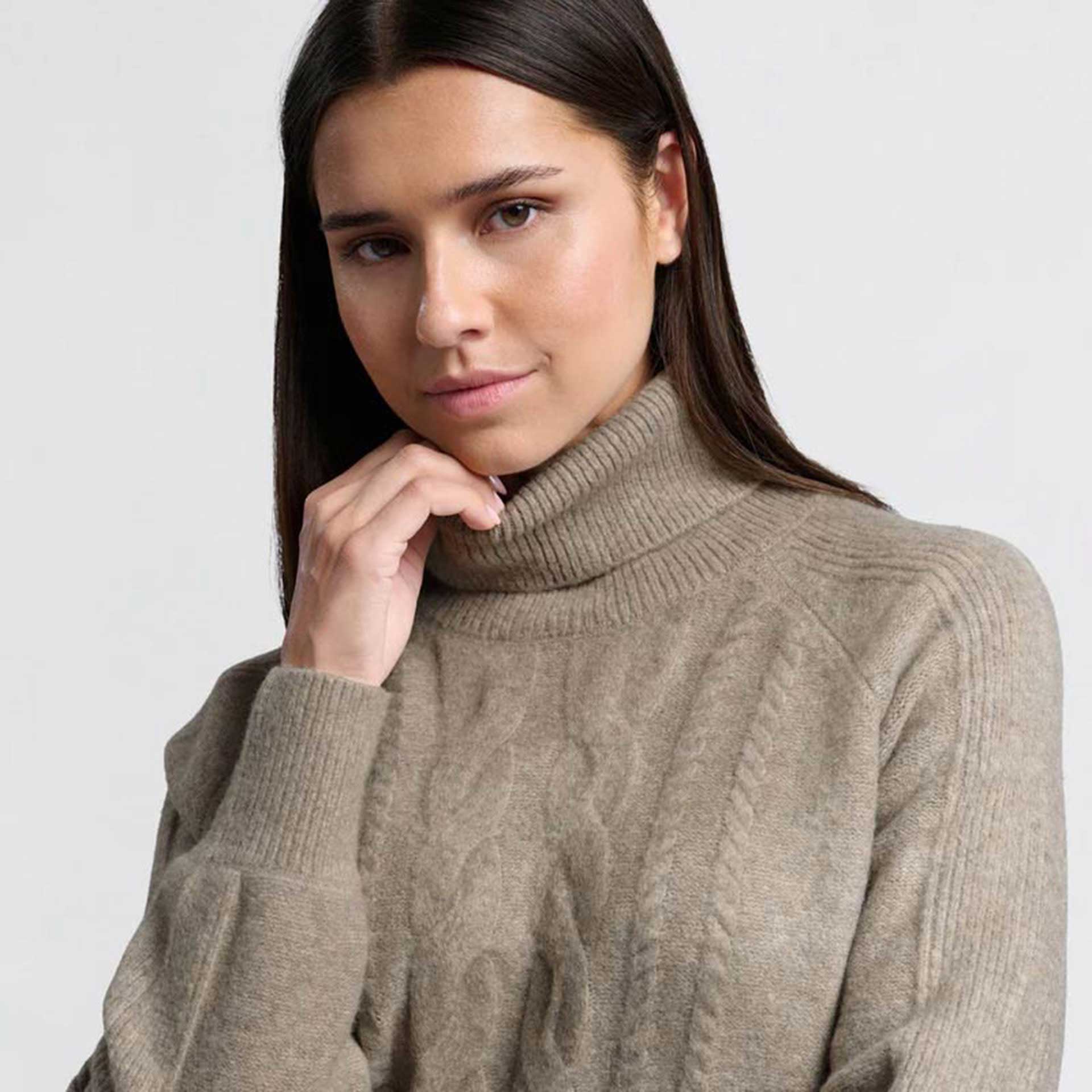 YaYa Trui Turtle Neck