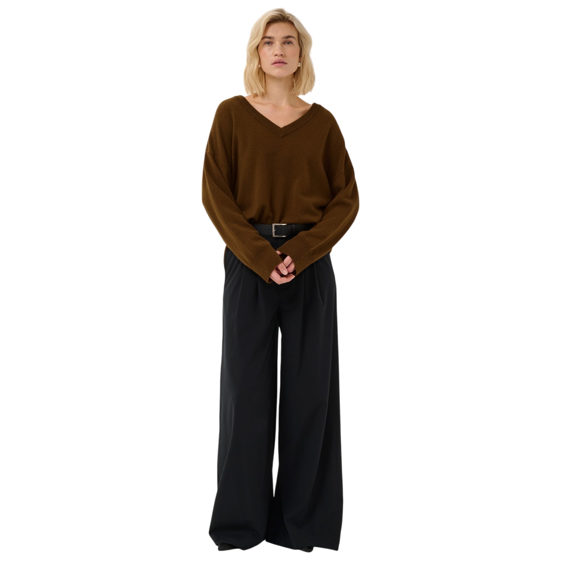 My Essential Wardrobe Trui Jola