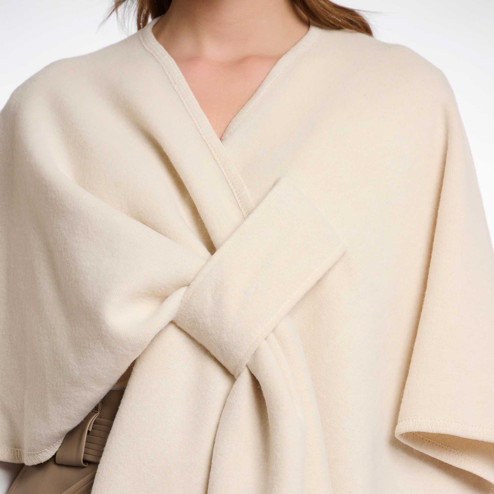 Rino & Pelle Cape