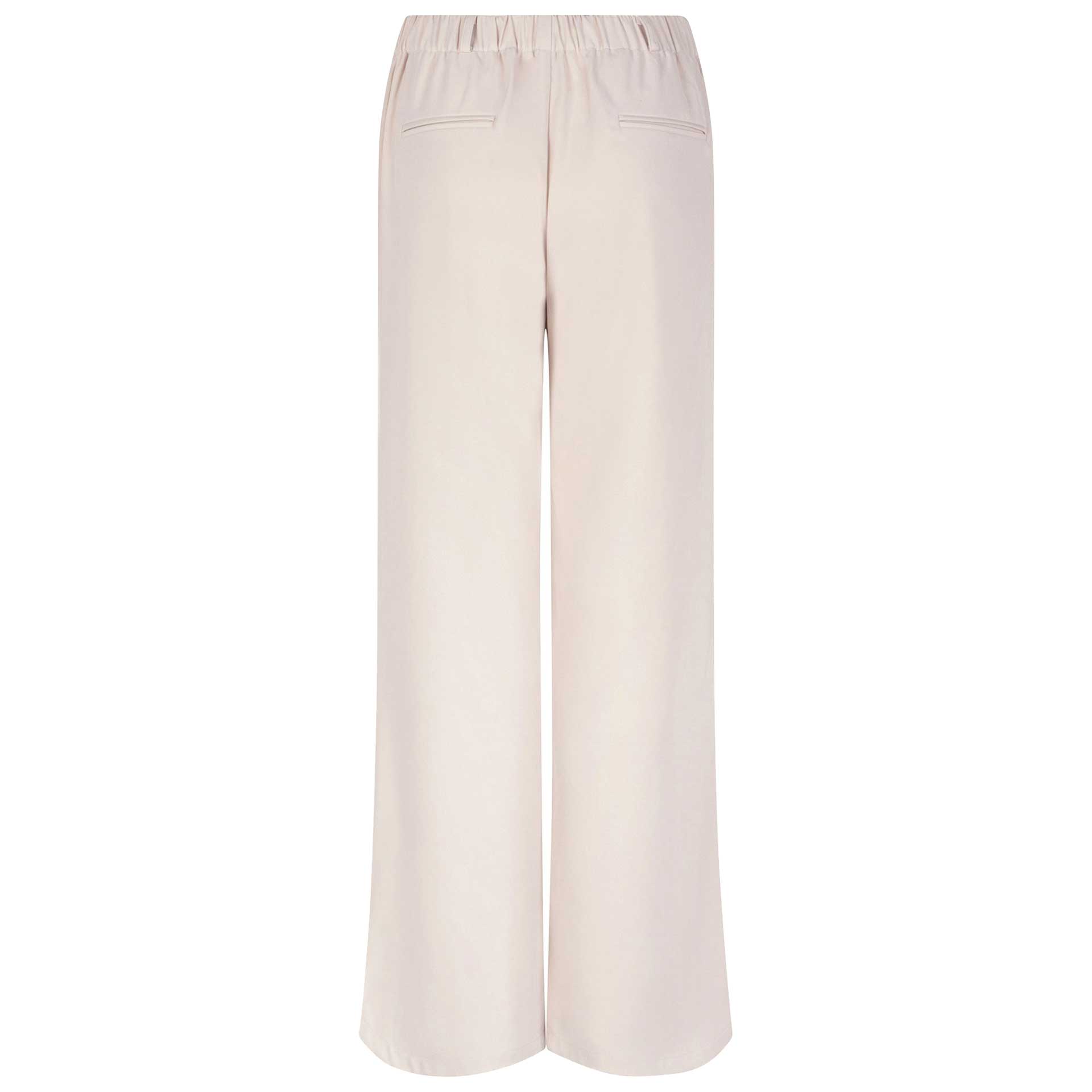 Ydence Broek Solange