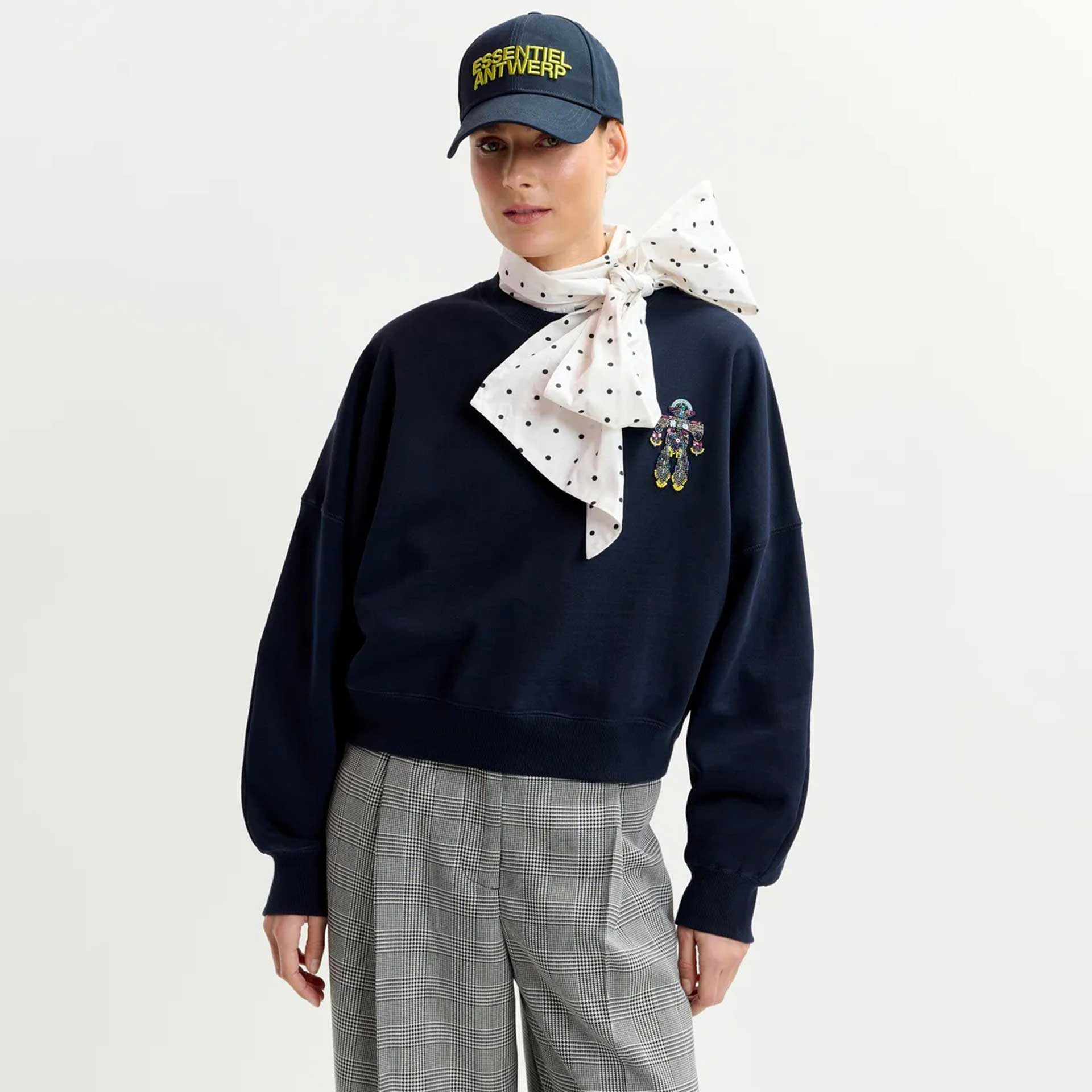 Essentiel Sweater Ibernatus