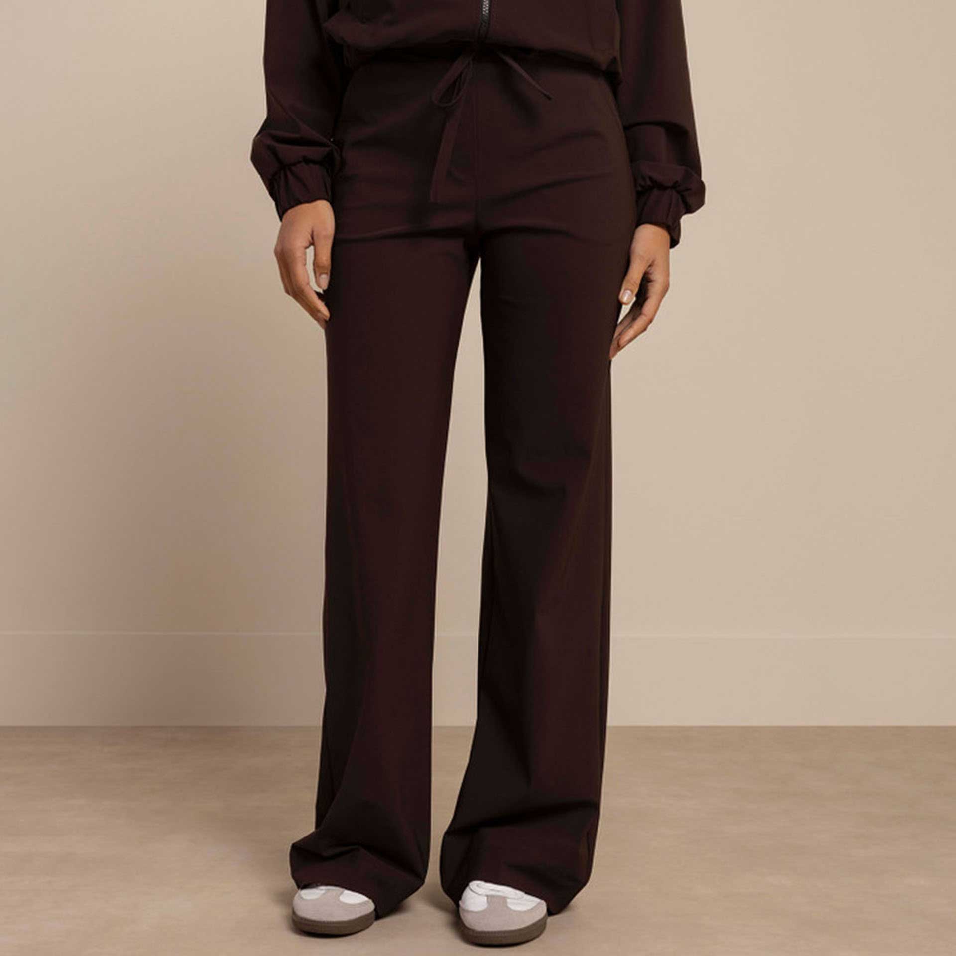 Studio Anneloes Broek