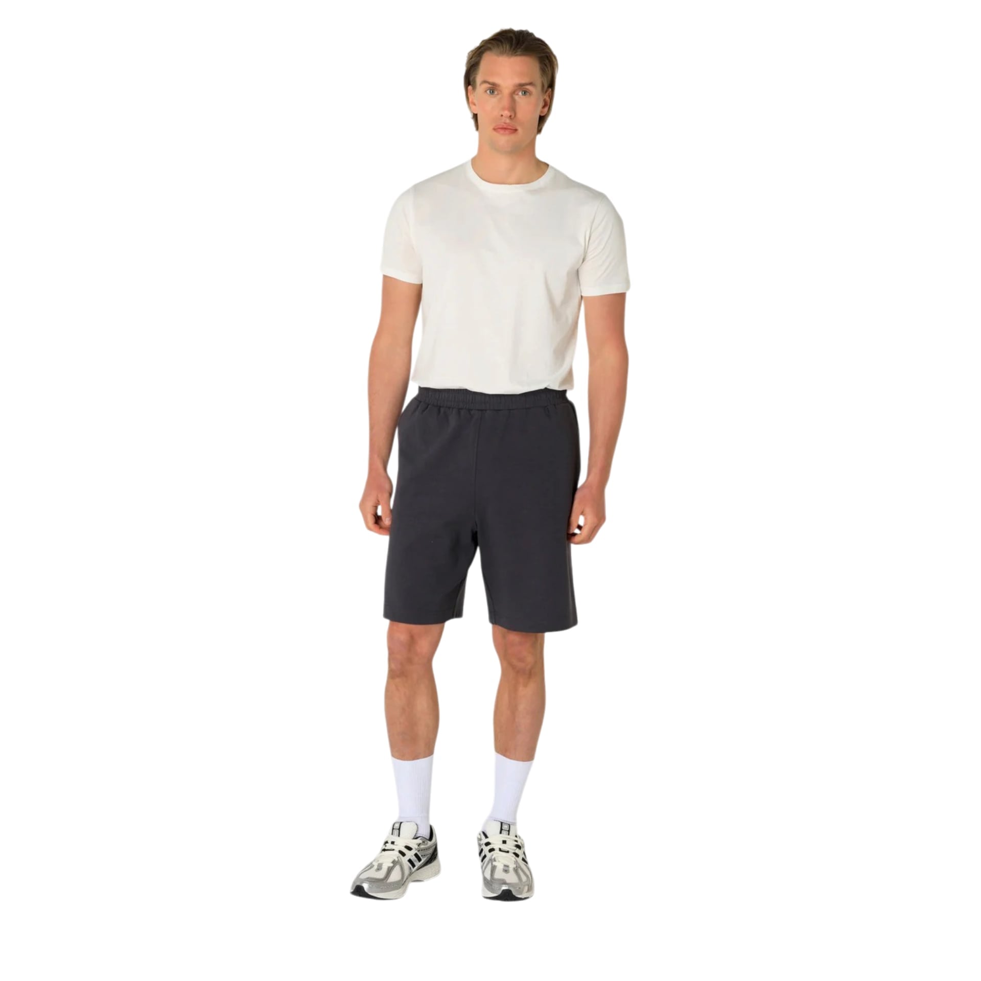 Benk Short Coen