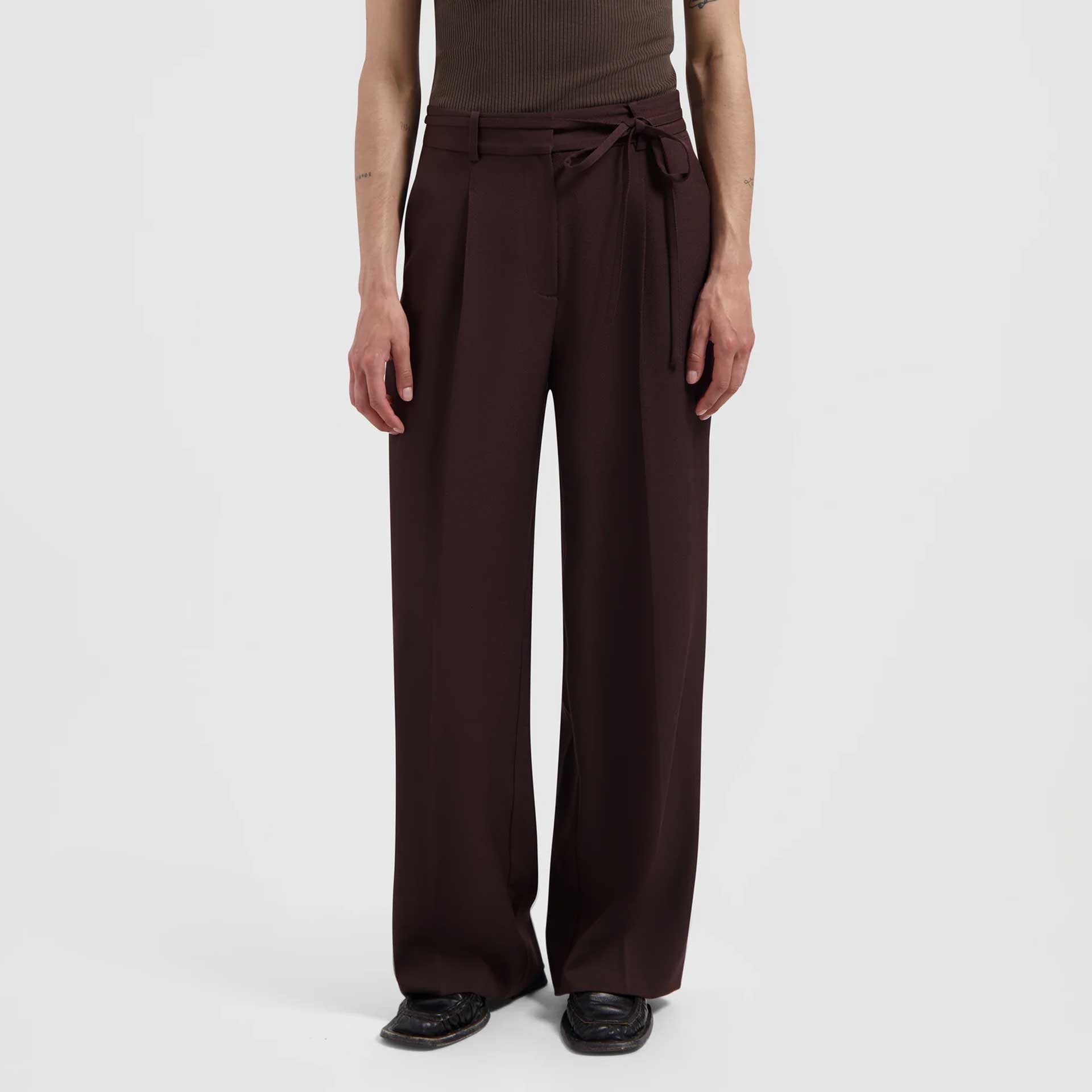 Olaf Hussein Broek Tailored