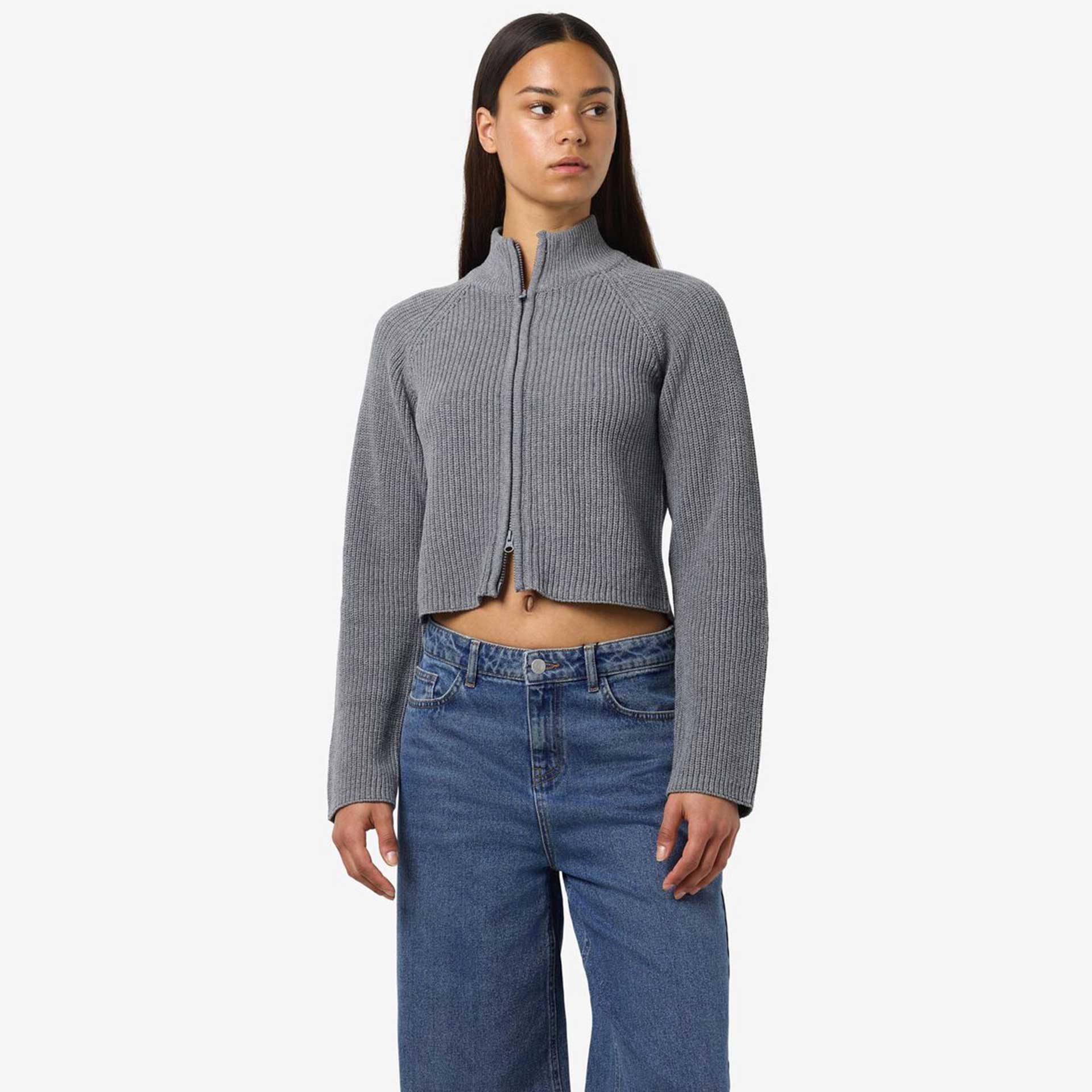 Noisy May Vest