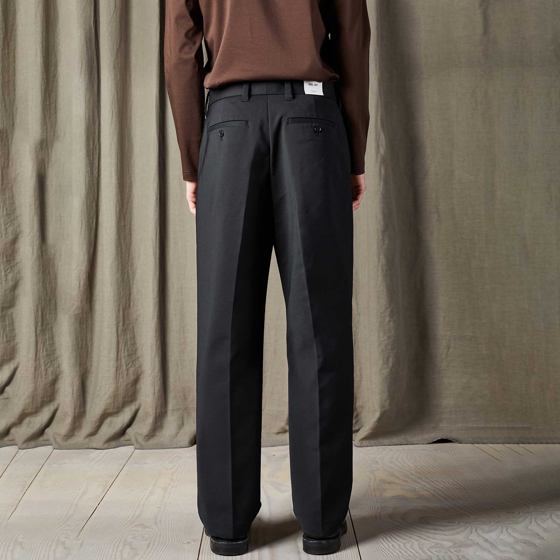 NN07 Broek