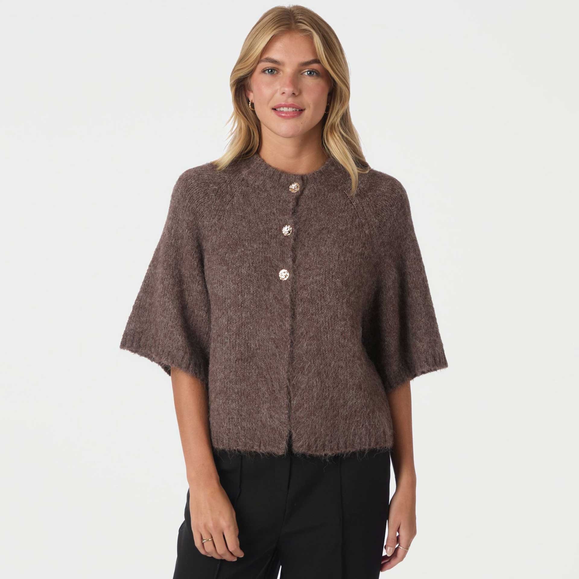 Neo Noir Vest Benuta