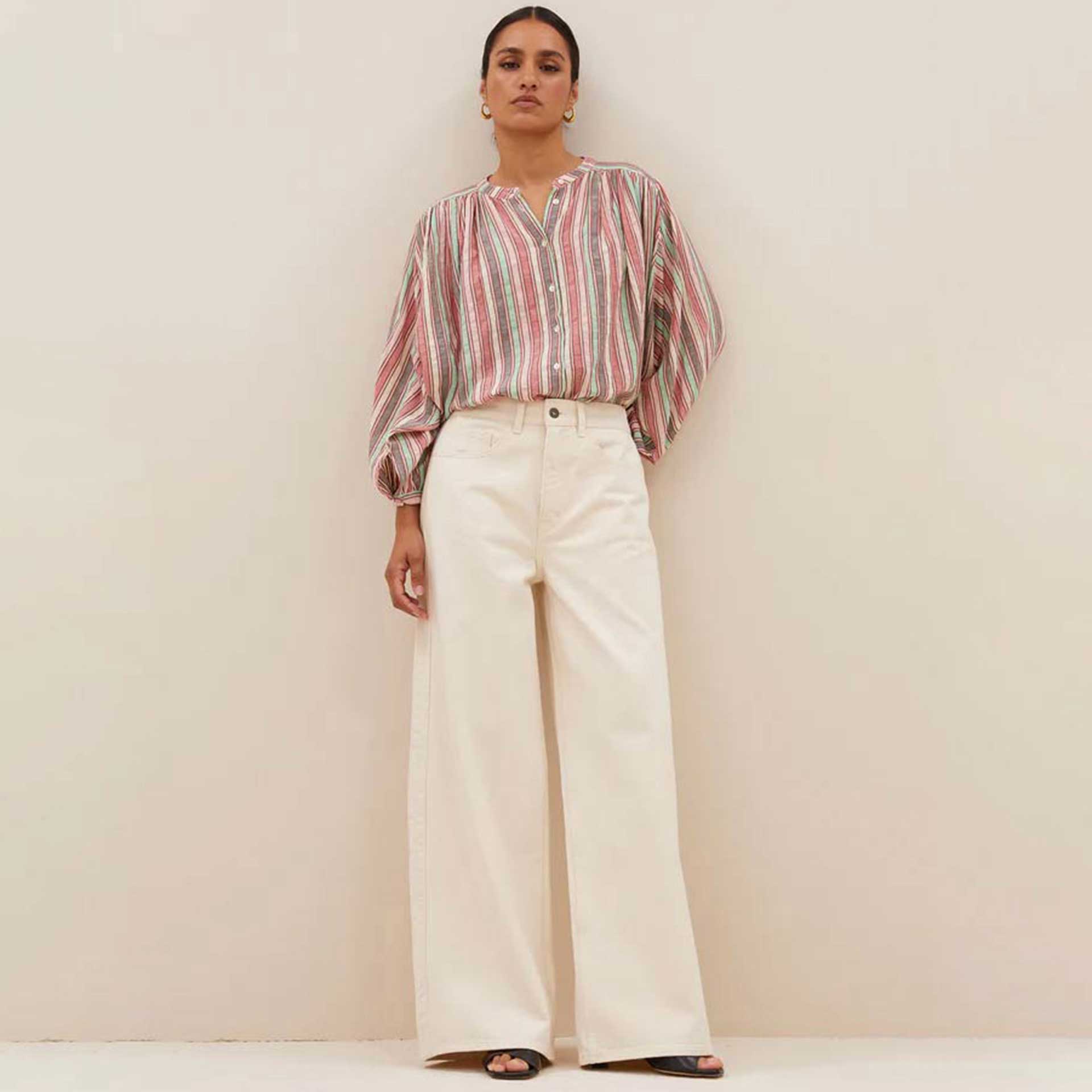 By-Bar Blouse Becky