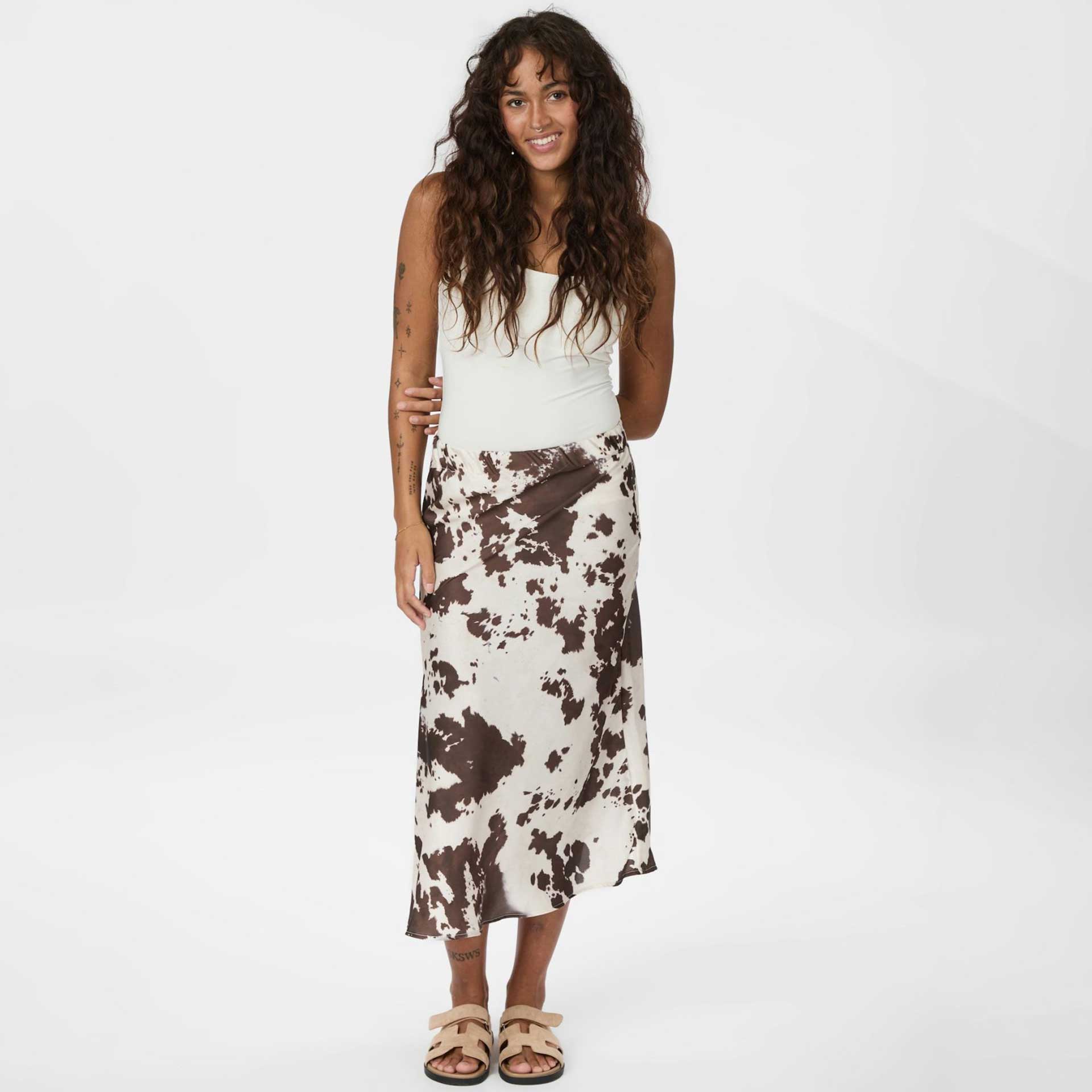 Neo Noir Rok Viso Cow