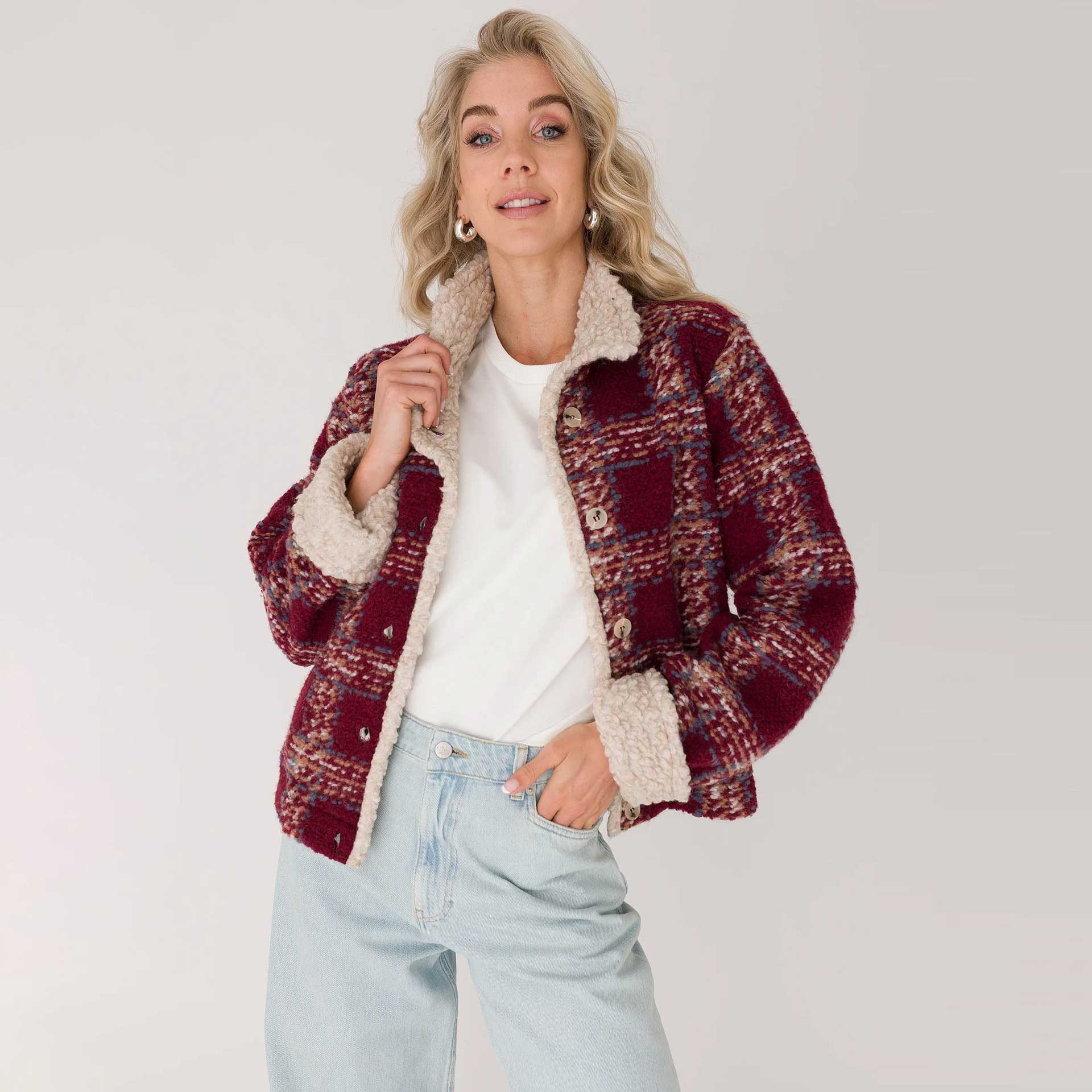 Anna  Blazer