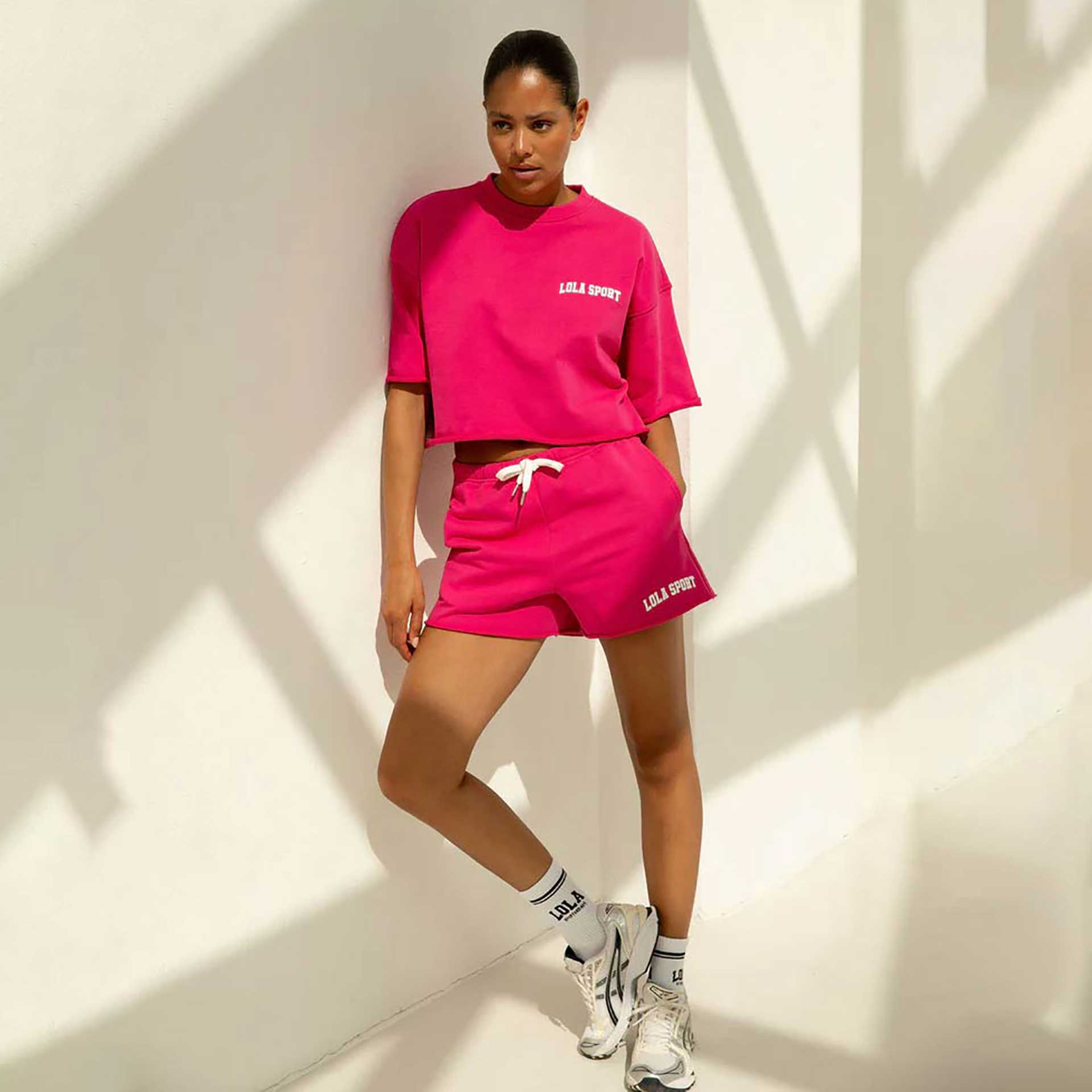The Lola Club  T-Shirt Amber
