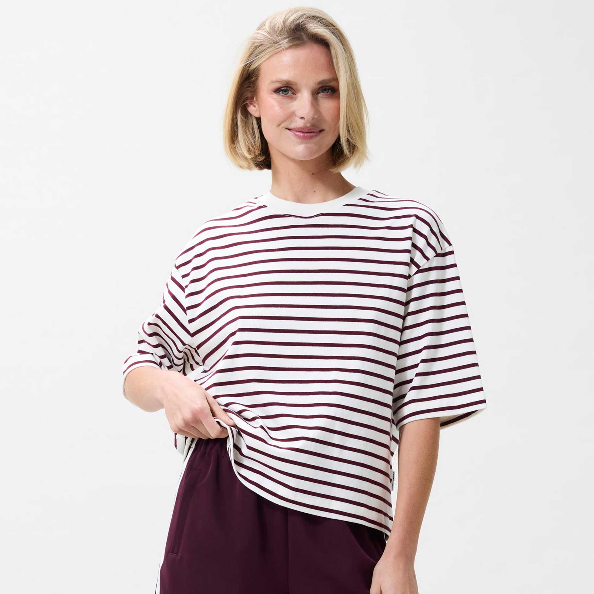 Catwalk Junkie T-shirt