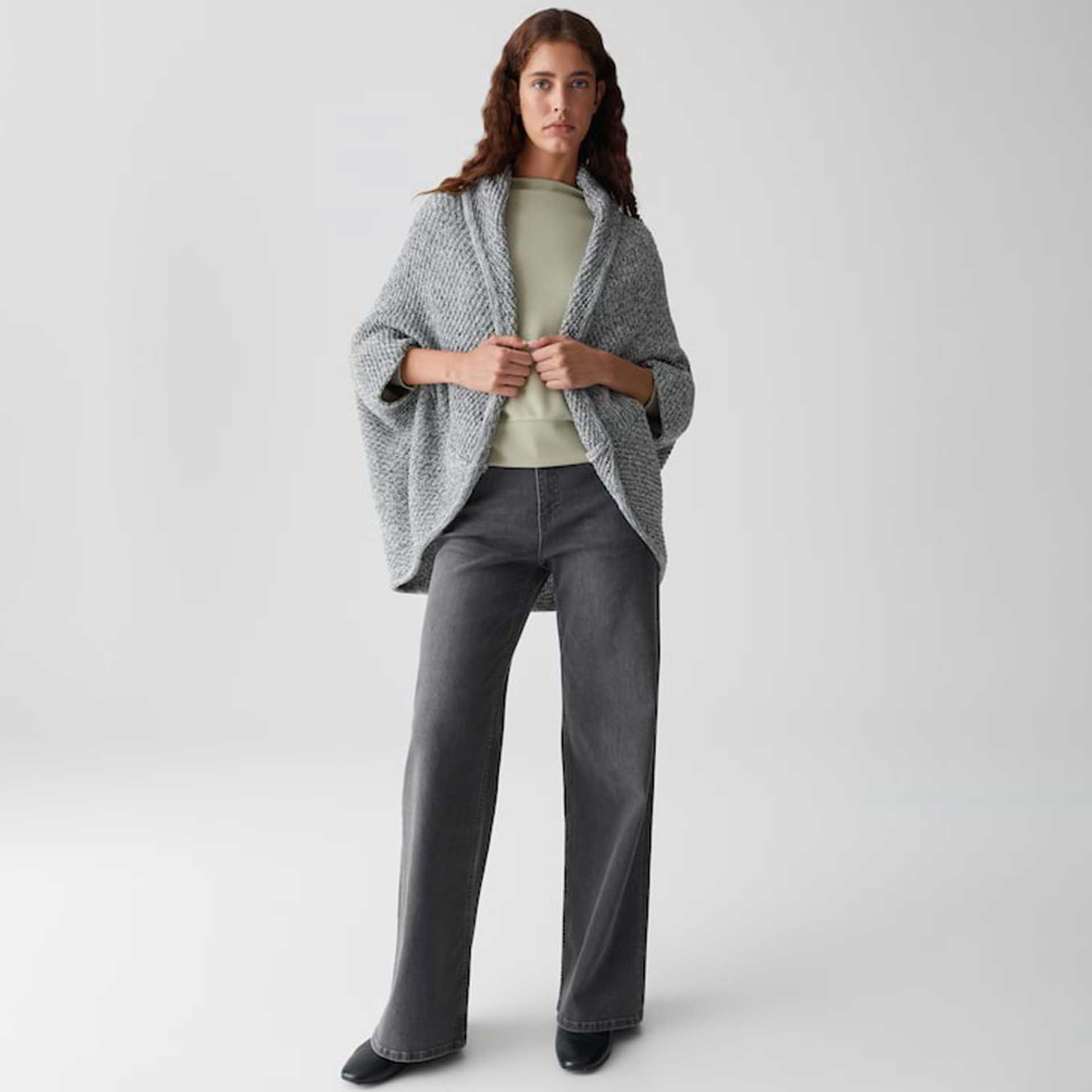 Opus Cape