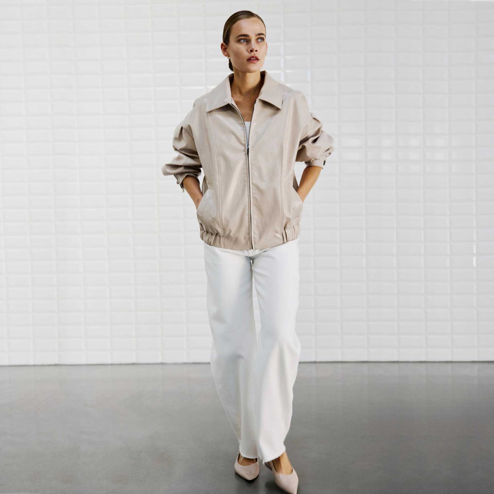 Withblack Jas Gilian