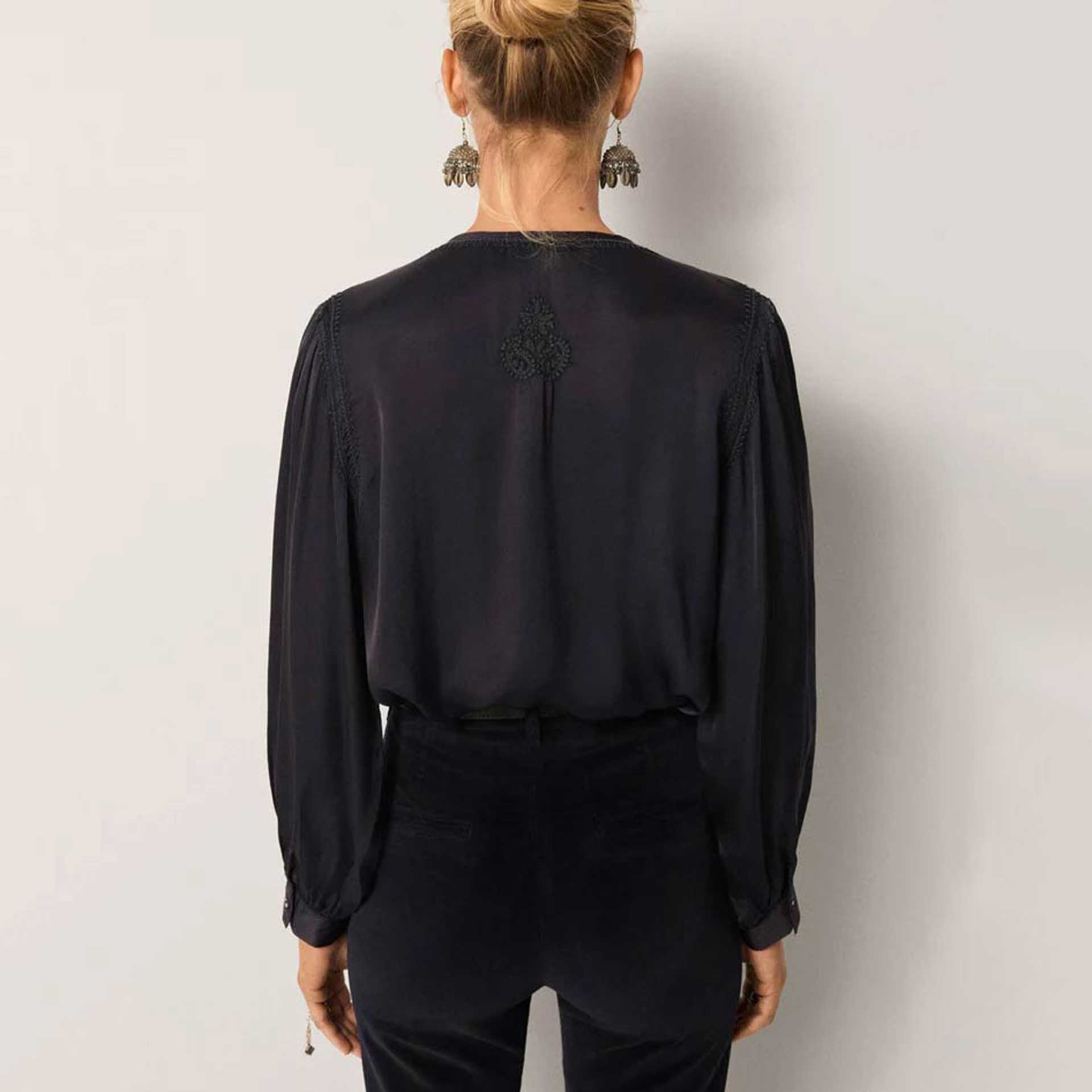 Maison Hotel Blouse