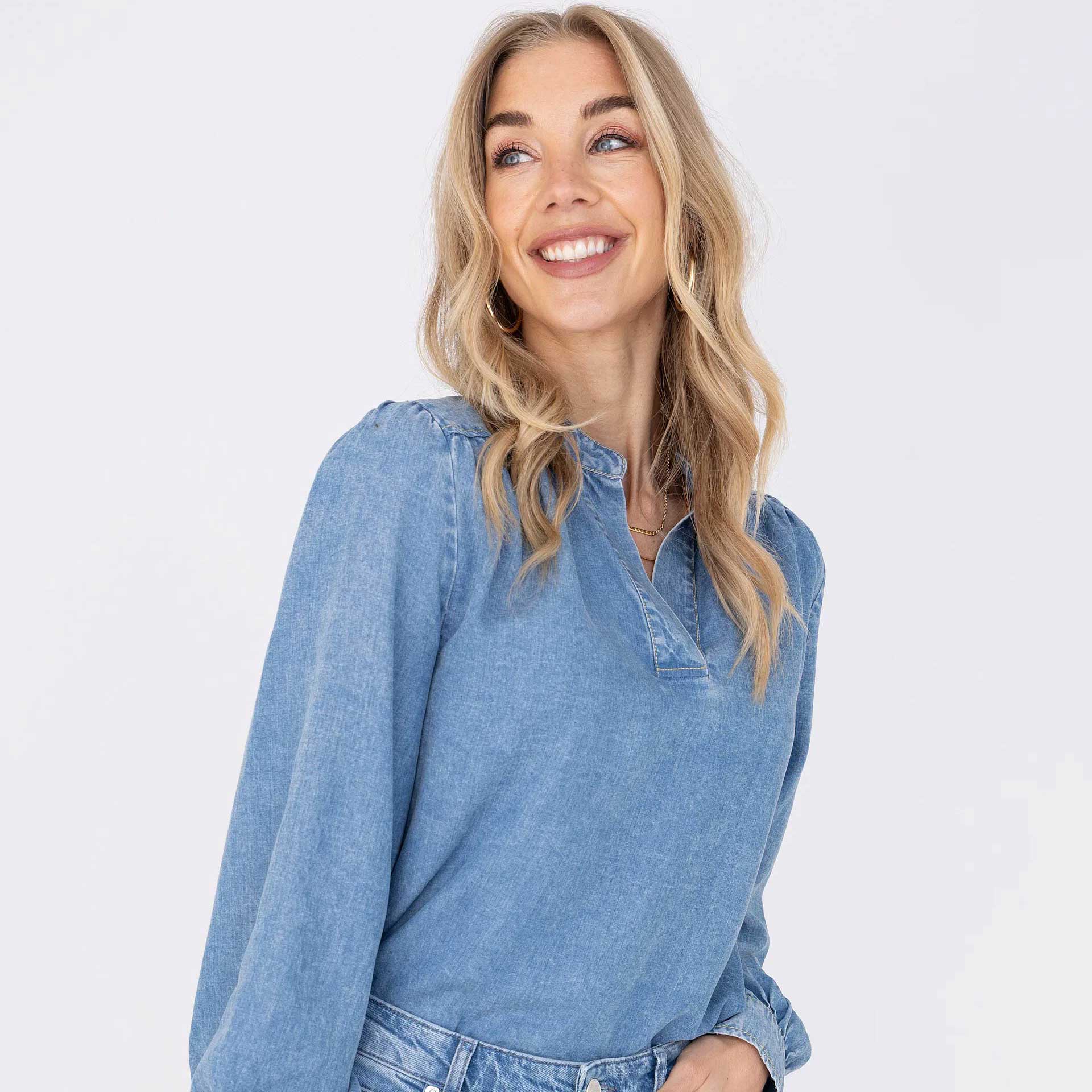 Anna  Blouse