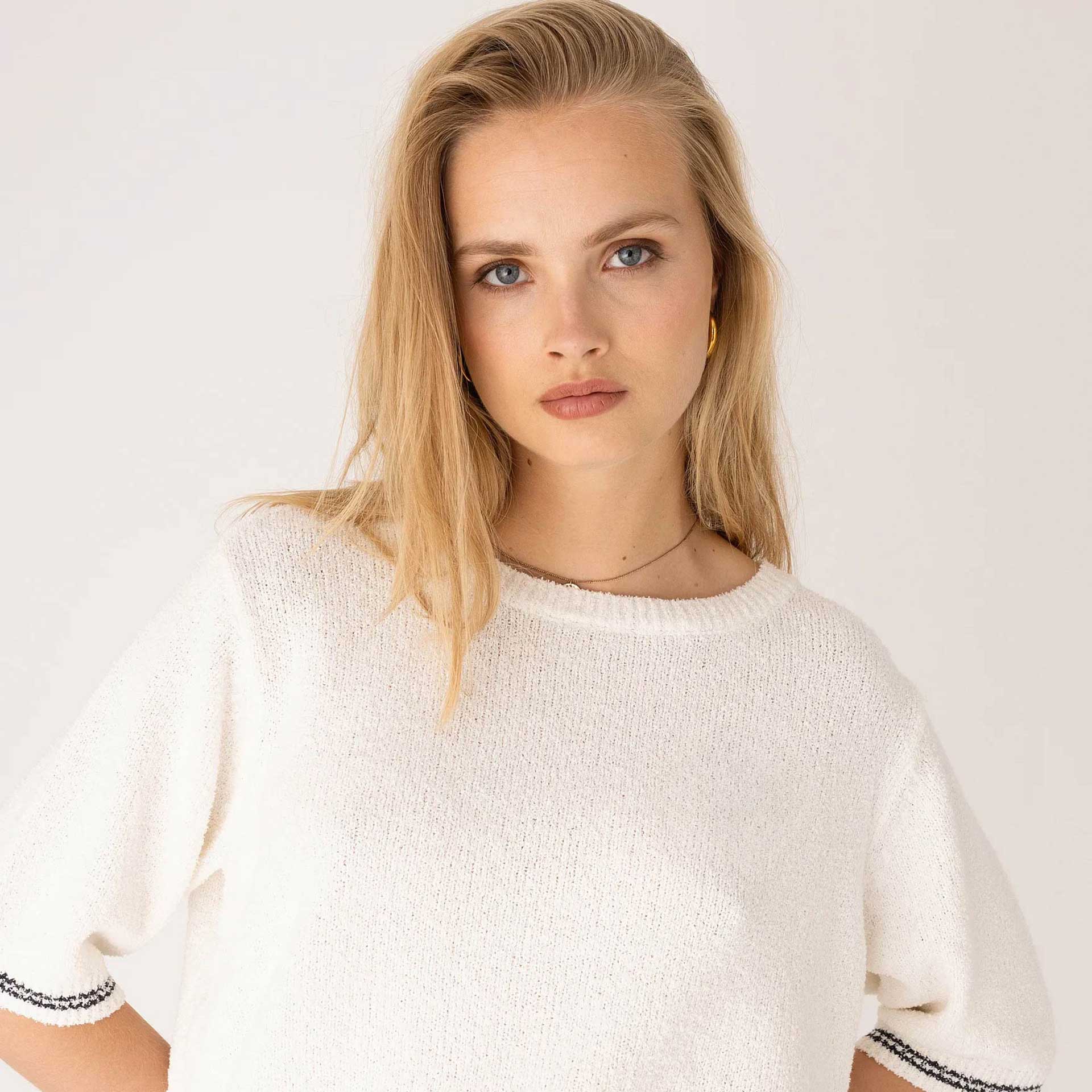 Anna Blue T-Shirt Oleta