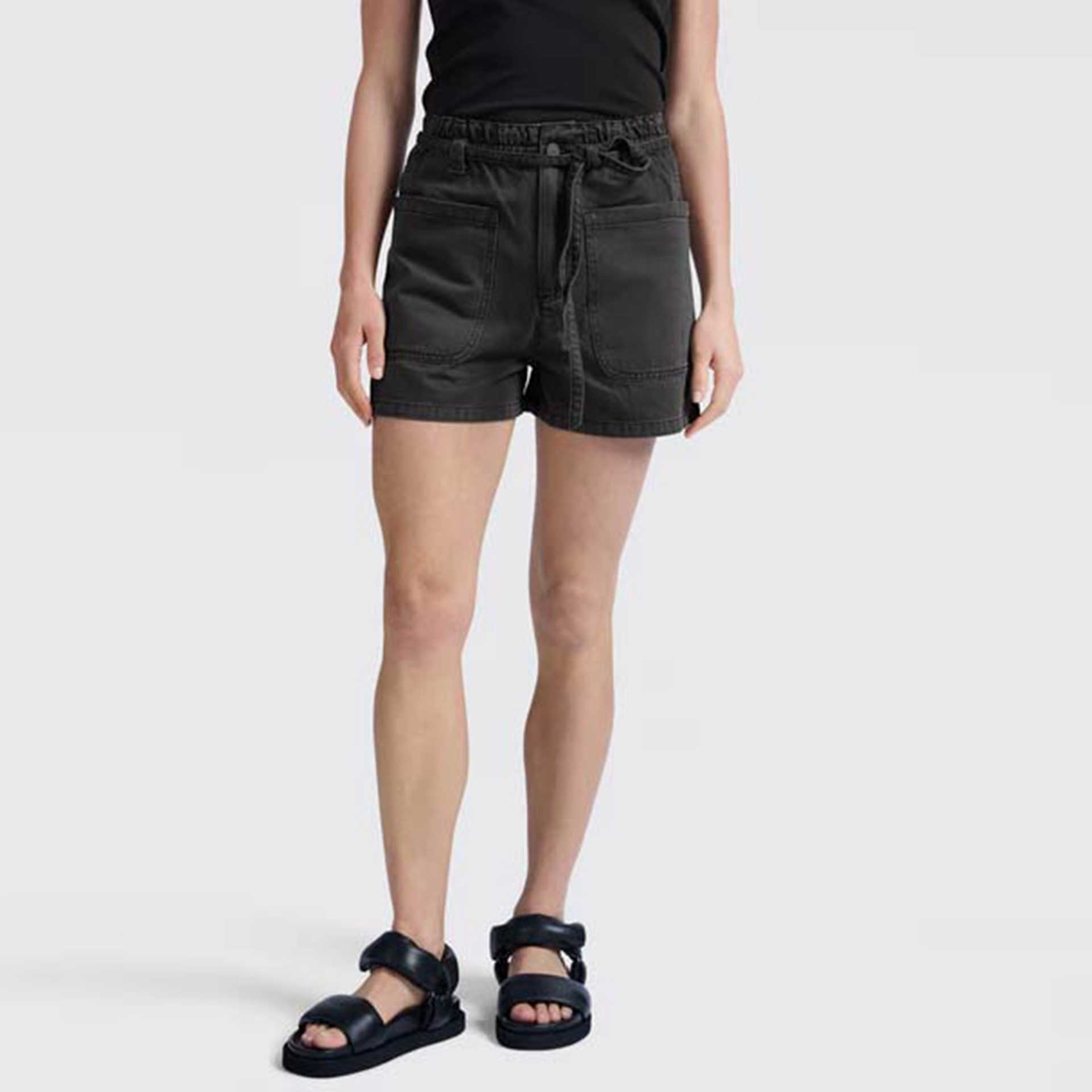 Short Garment