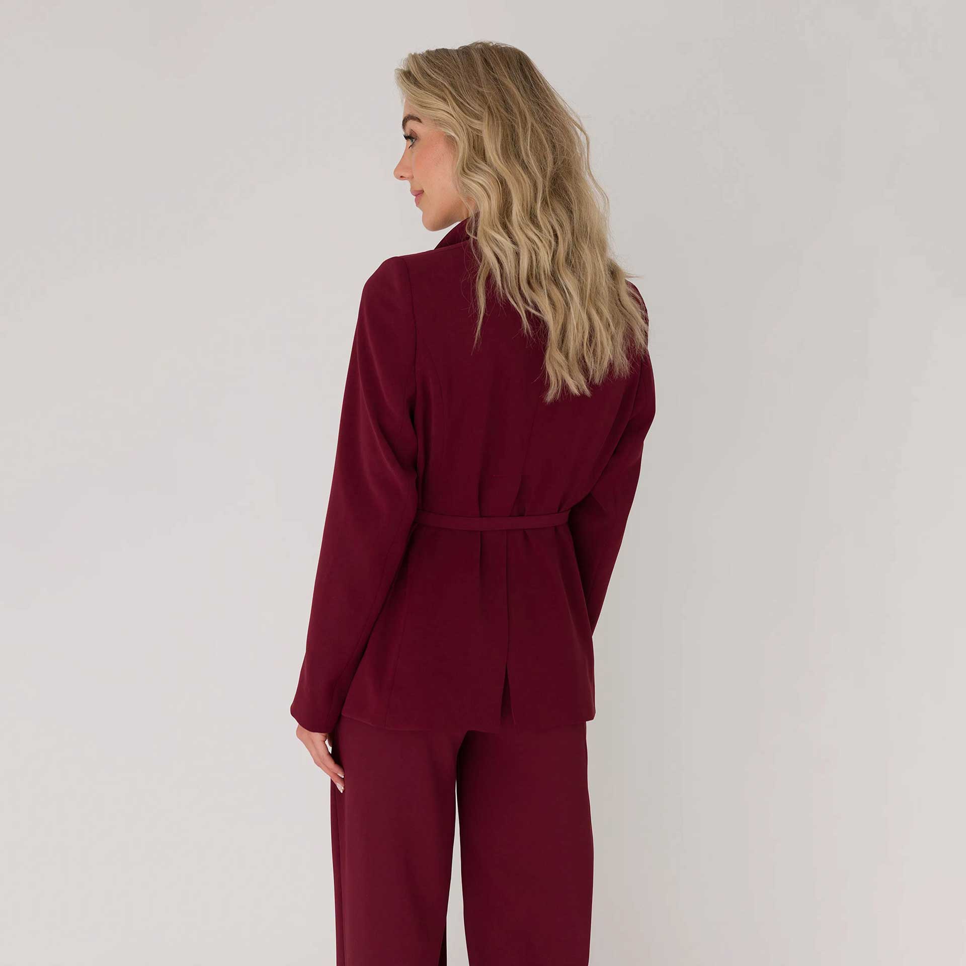 Anna  Blazer