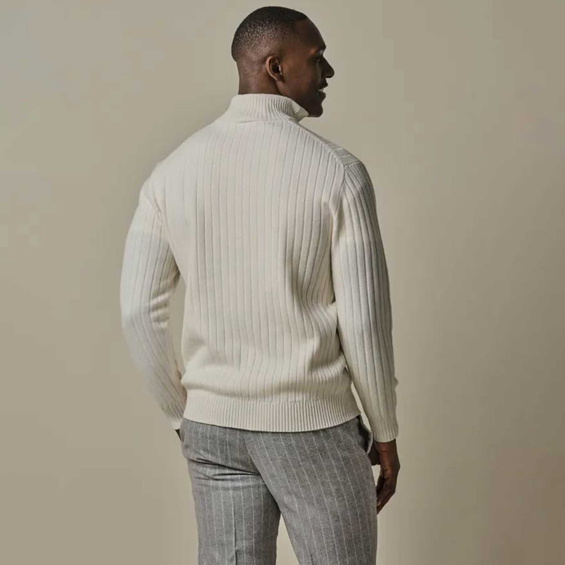 Profuomo Sweater