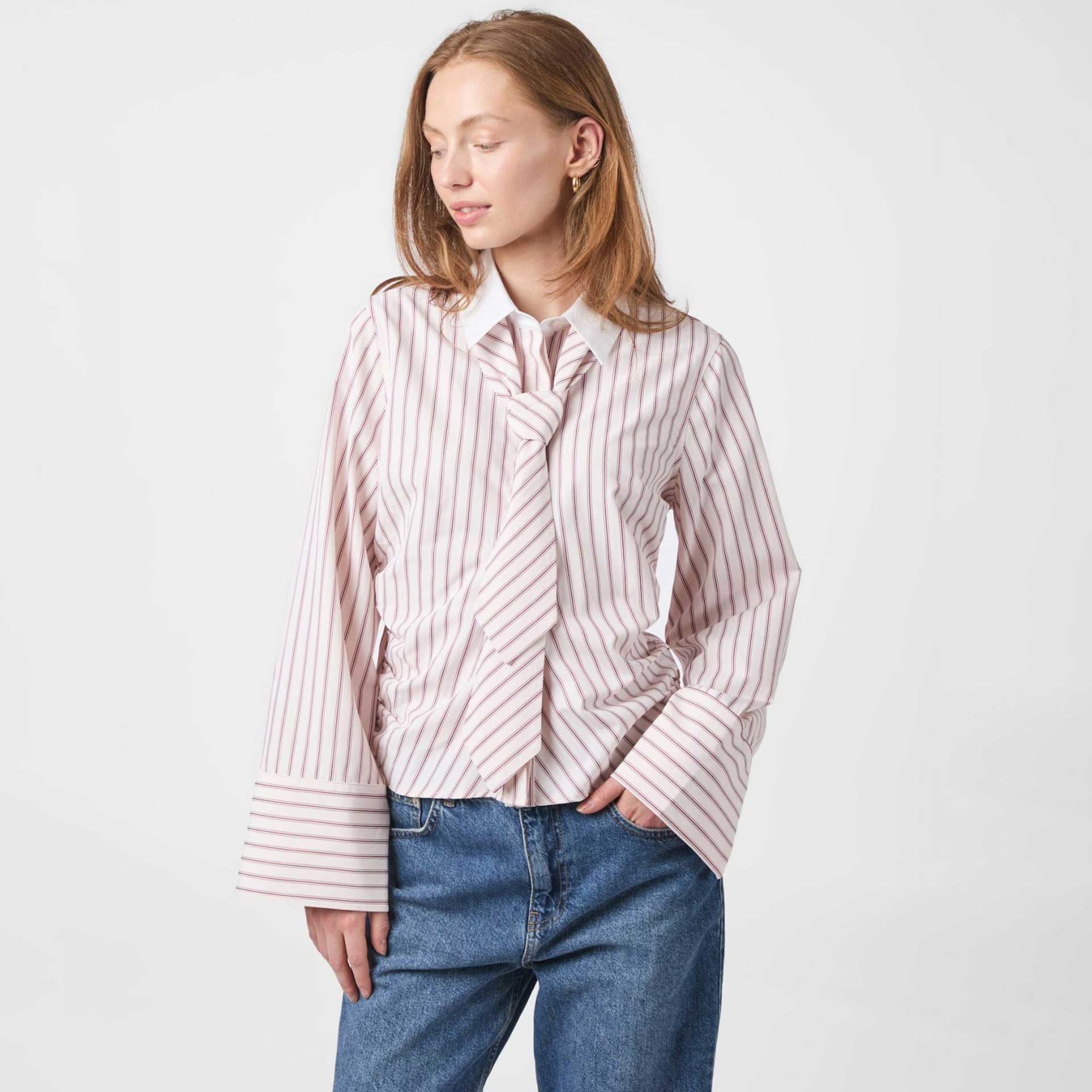 Neo Noir Blouse Franscesca