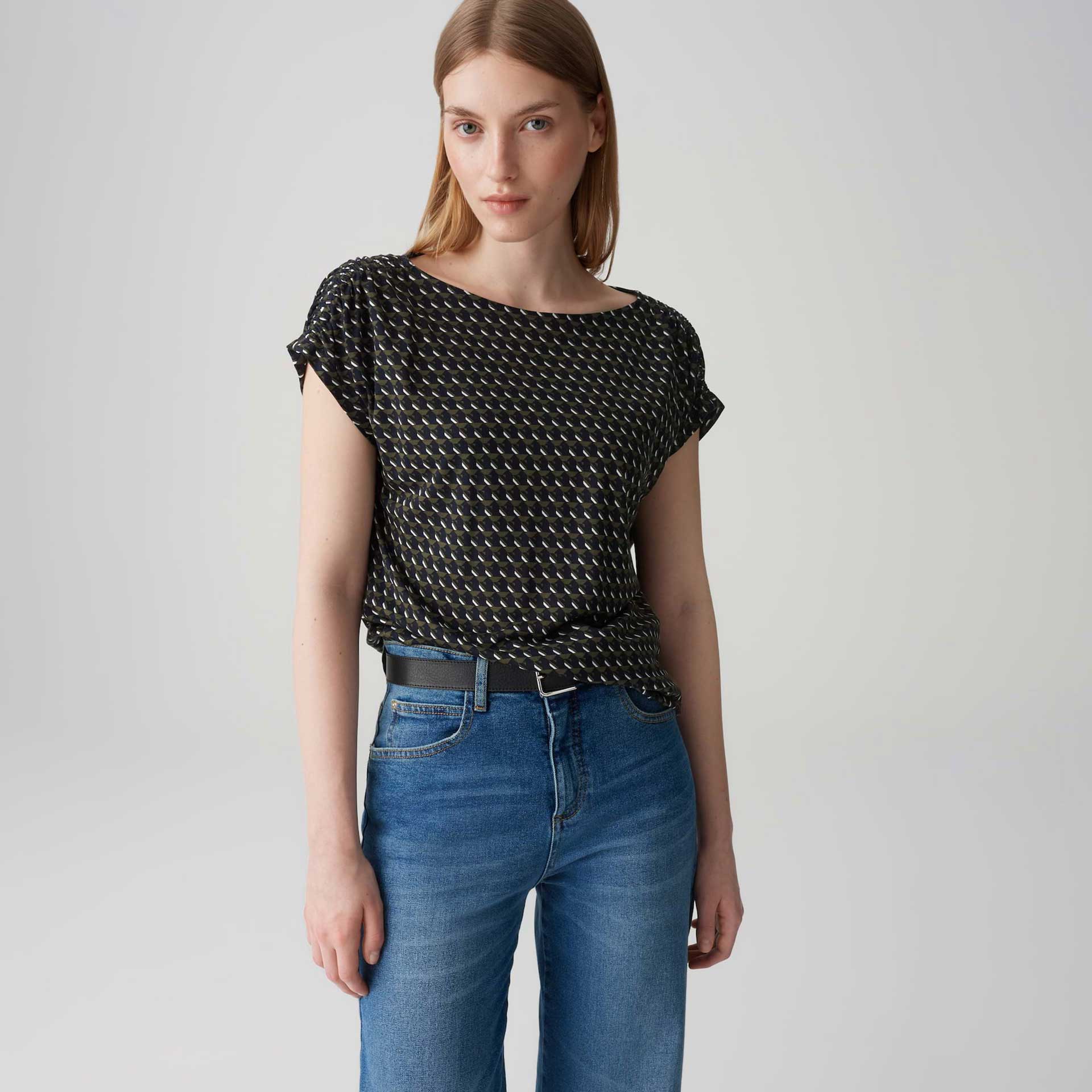 Opus T-Shirt Sekadi minimal
