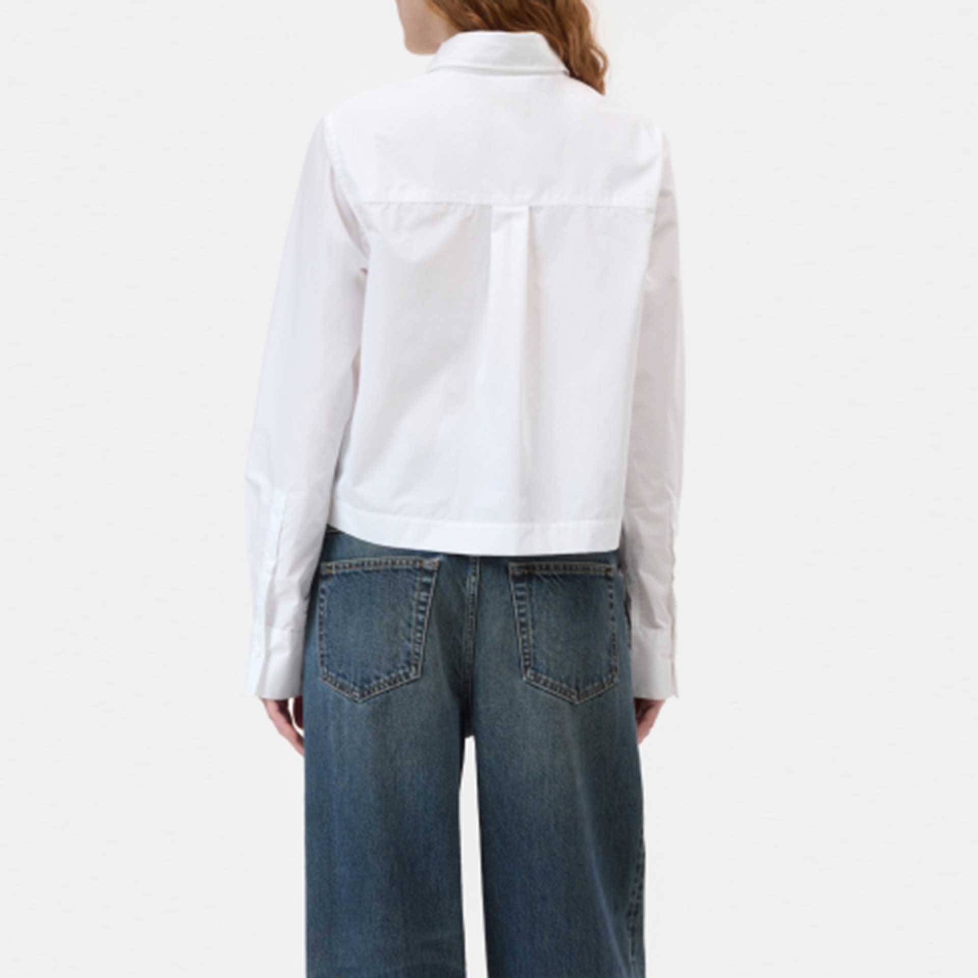 Closed Blouse