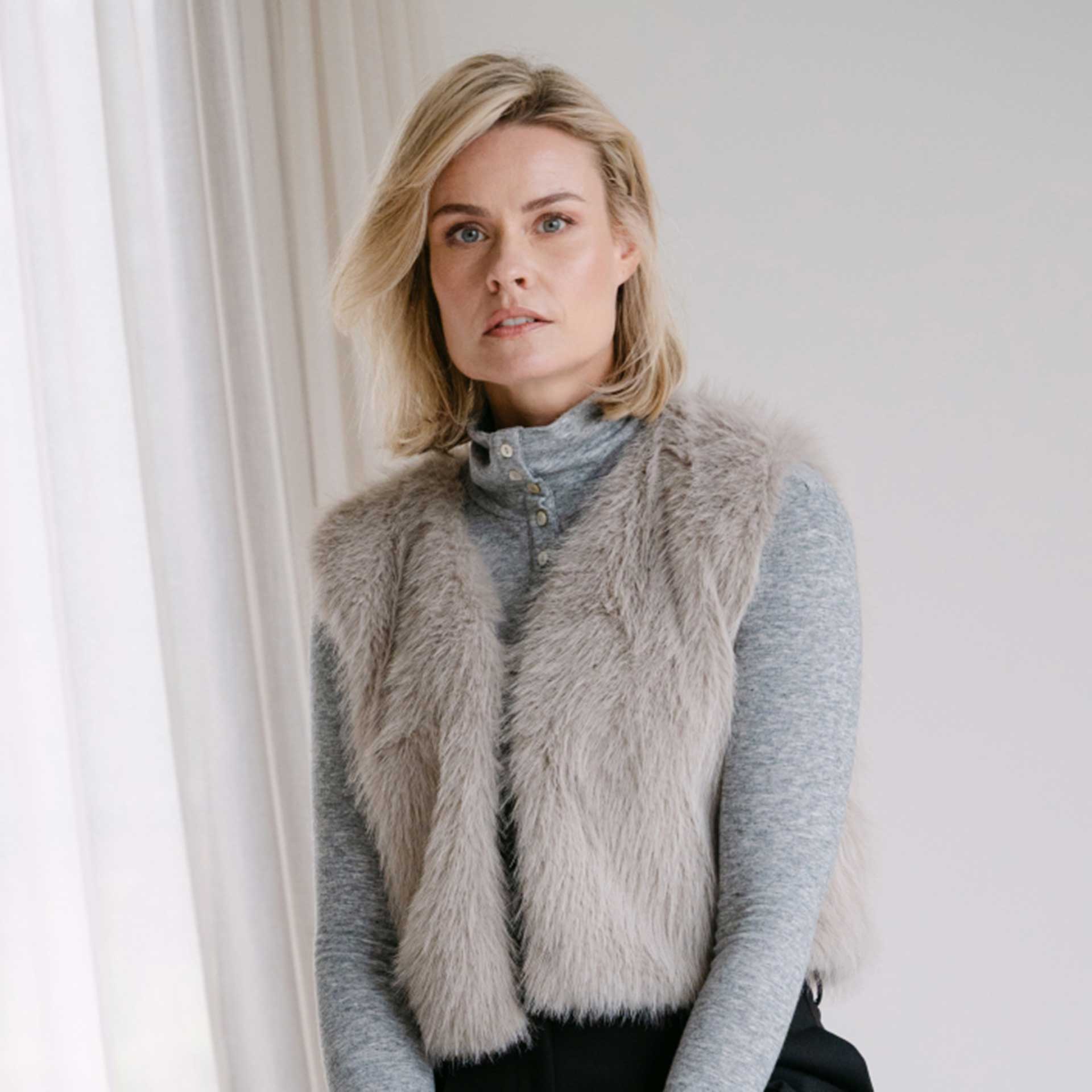 Aimee the Label  Gilet Isla