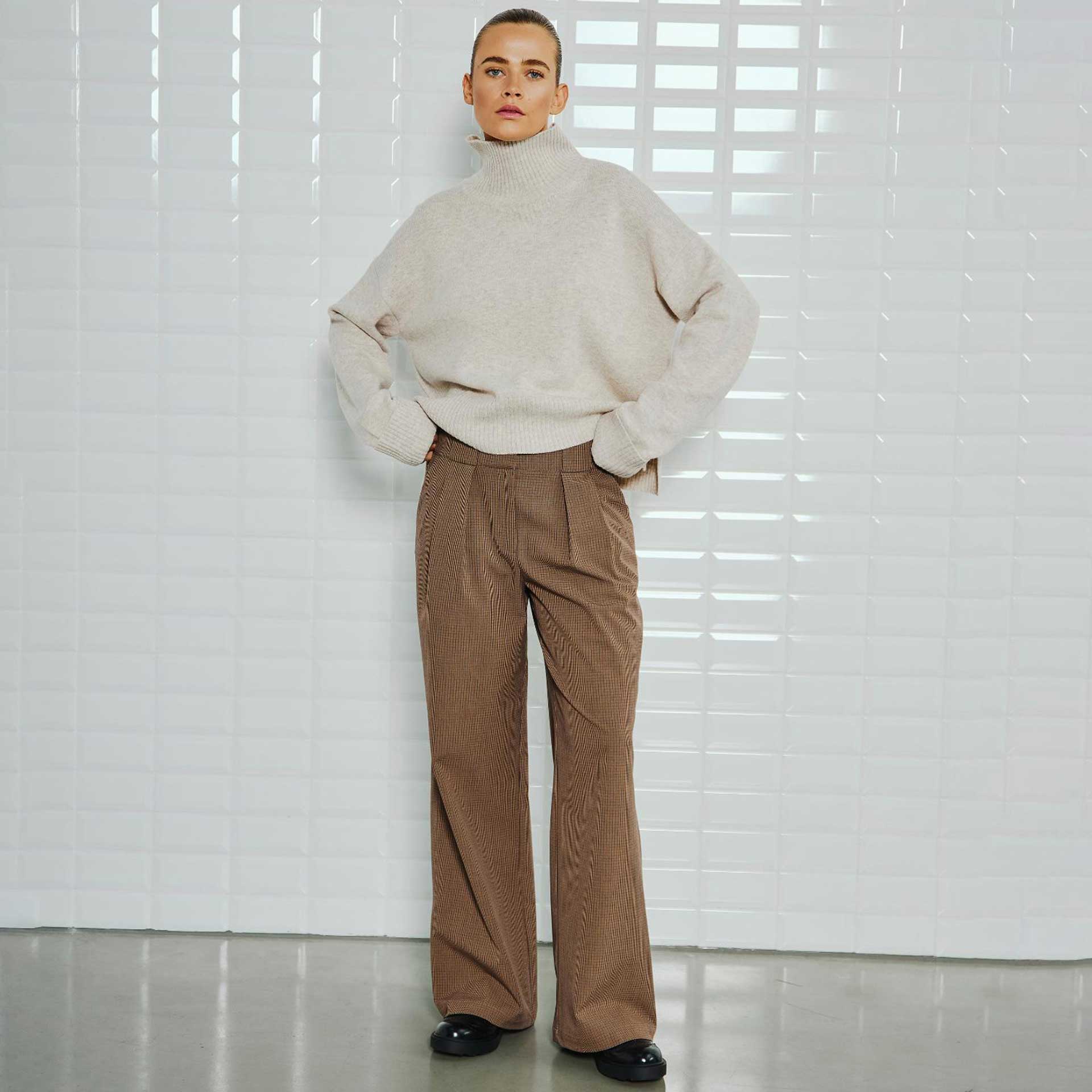 Withblack Sweater Harlow