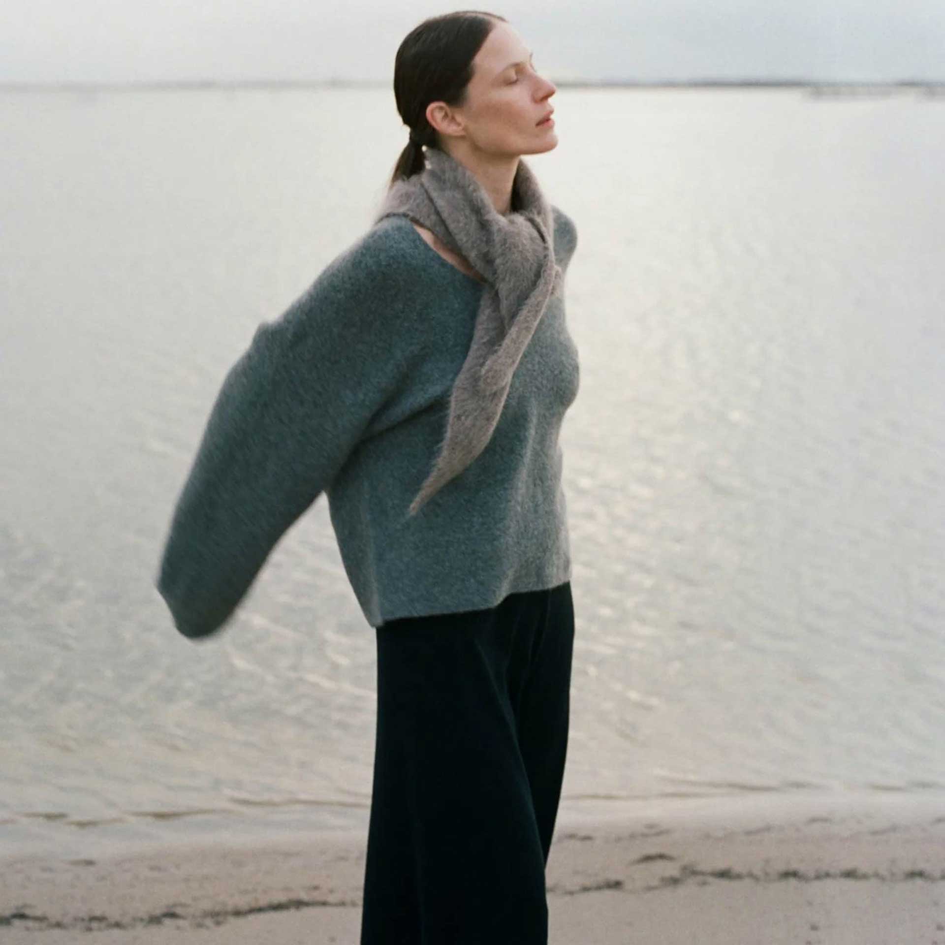Knit-ted Sweater Lucia
