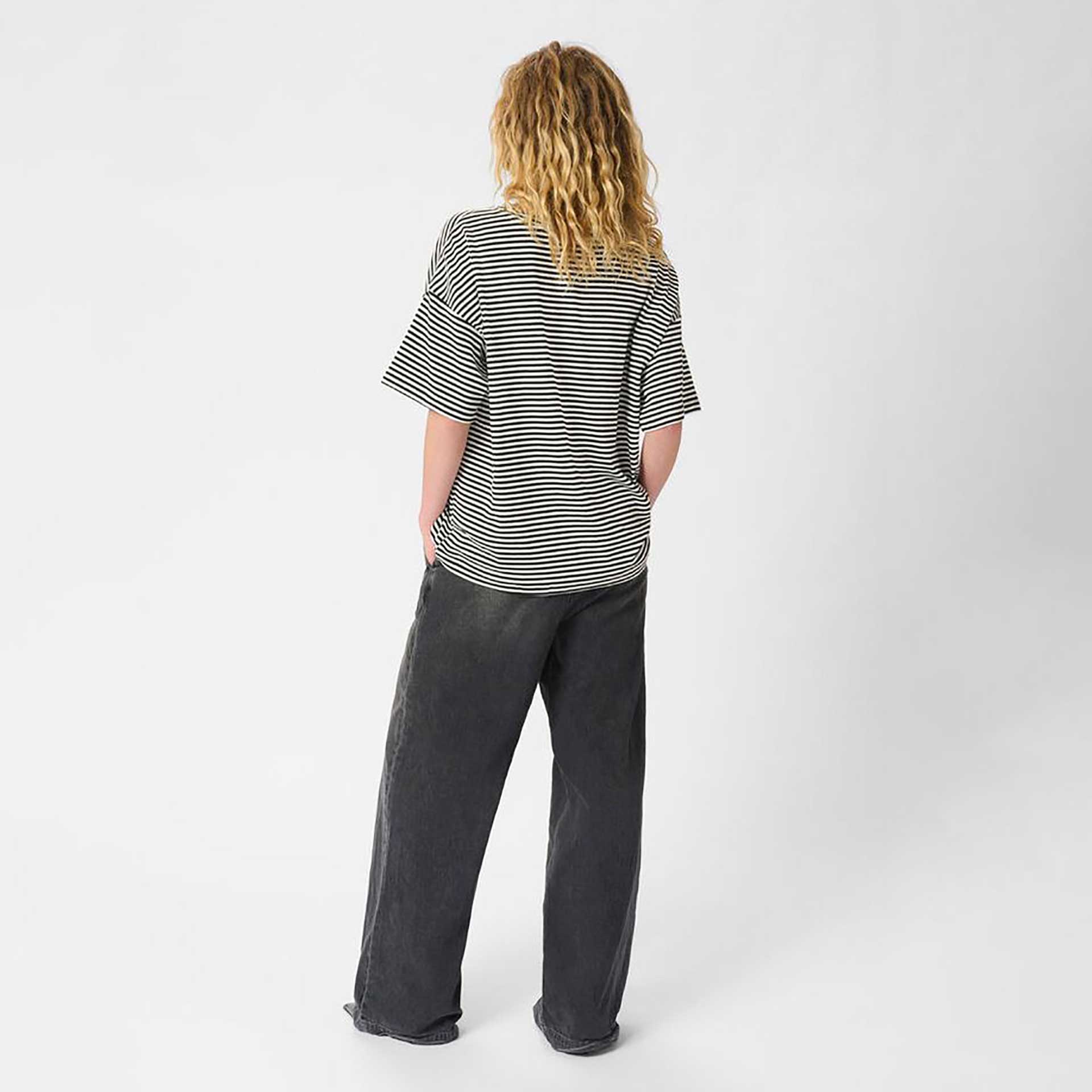 My Essential Wardrobe T-shirt Dana