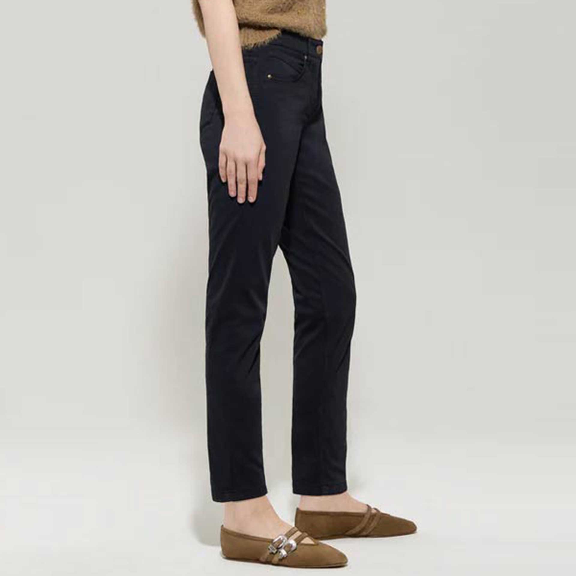 Luisa Cerano Broek