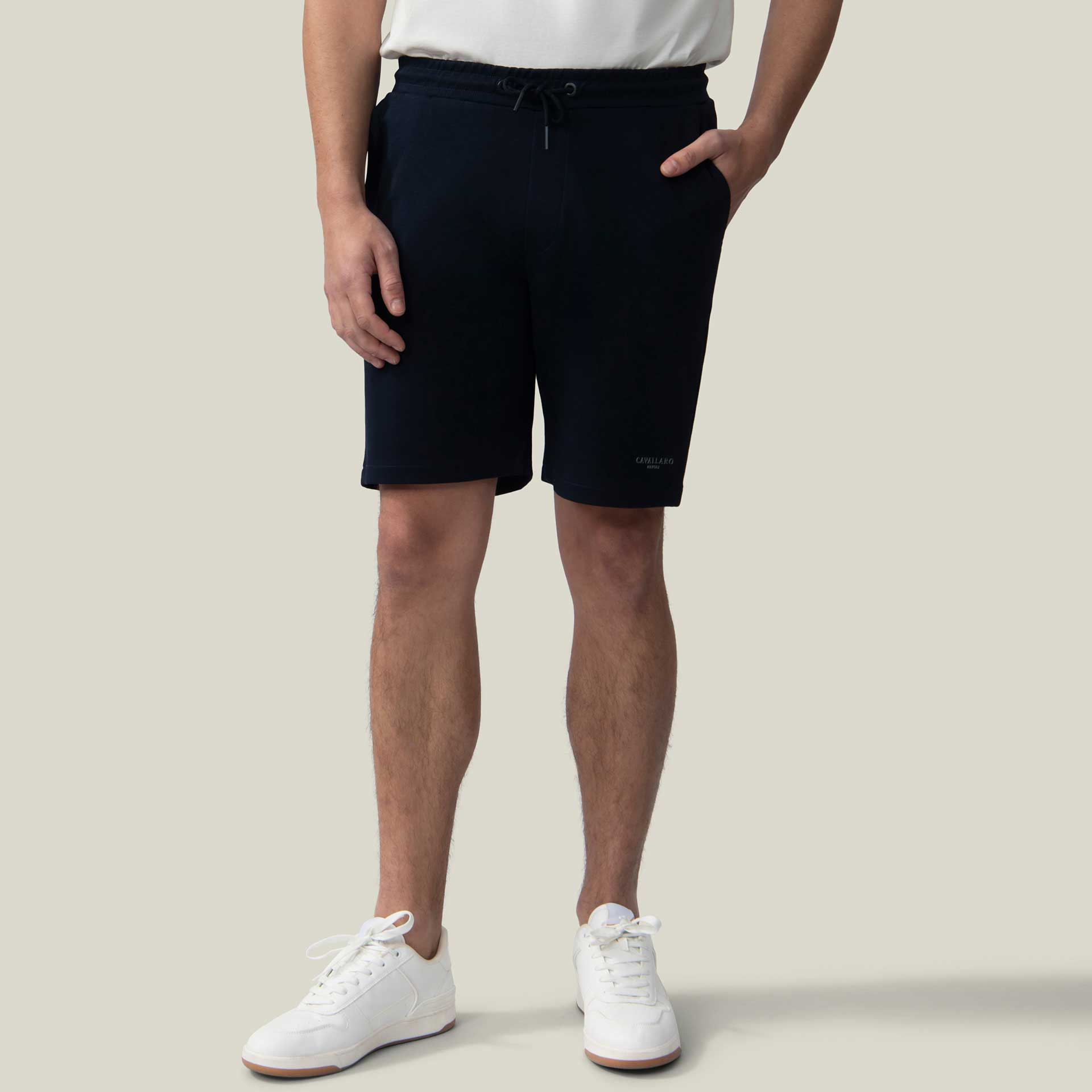 Short Taddeo