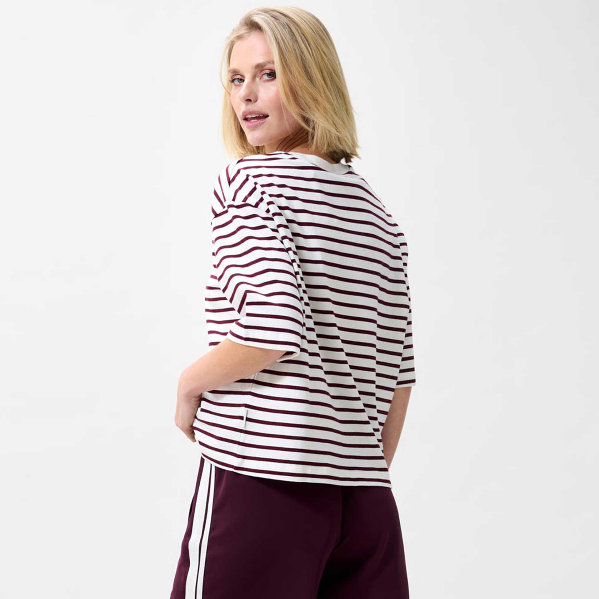 Catwalk Junkie T-shirt