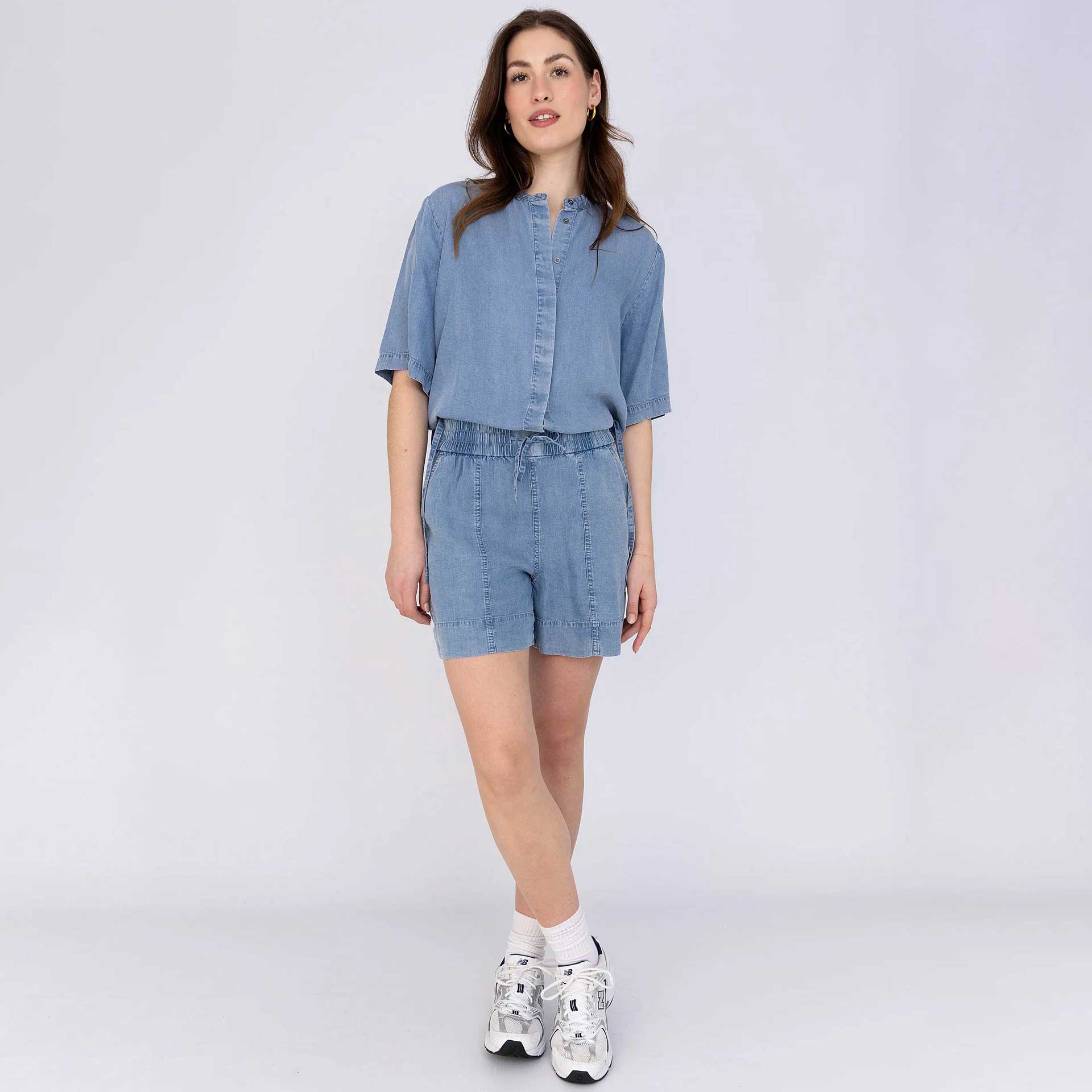 Anna Blue Blouse Daniil