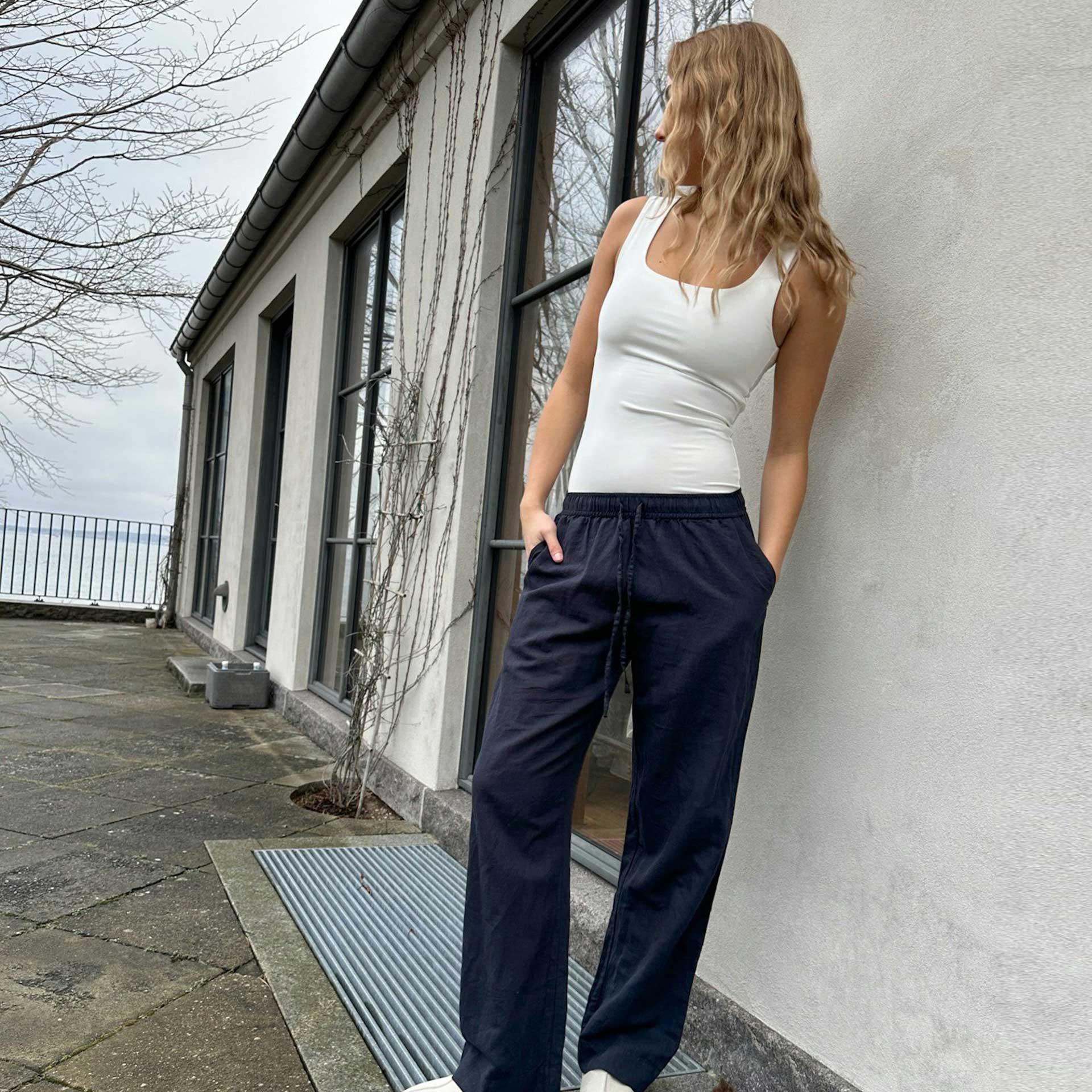 Neo Noir Broek Sonar
