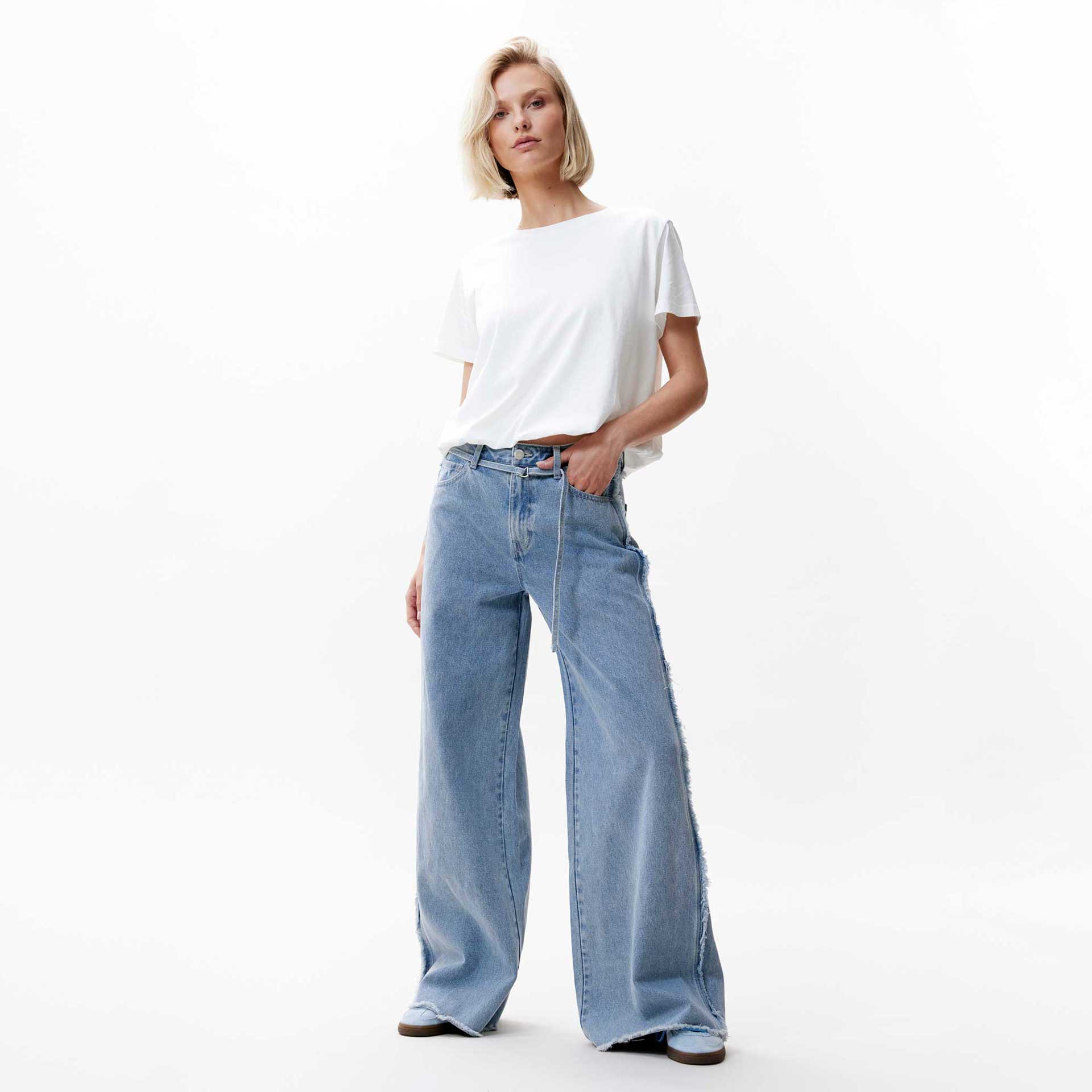 Catwalk Junkie T-shirt