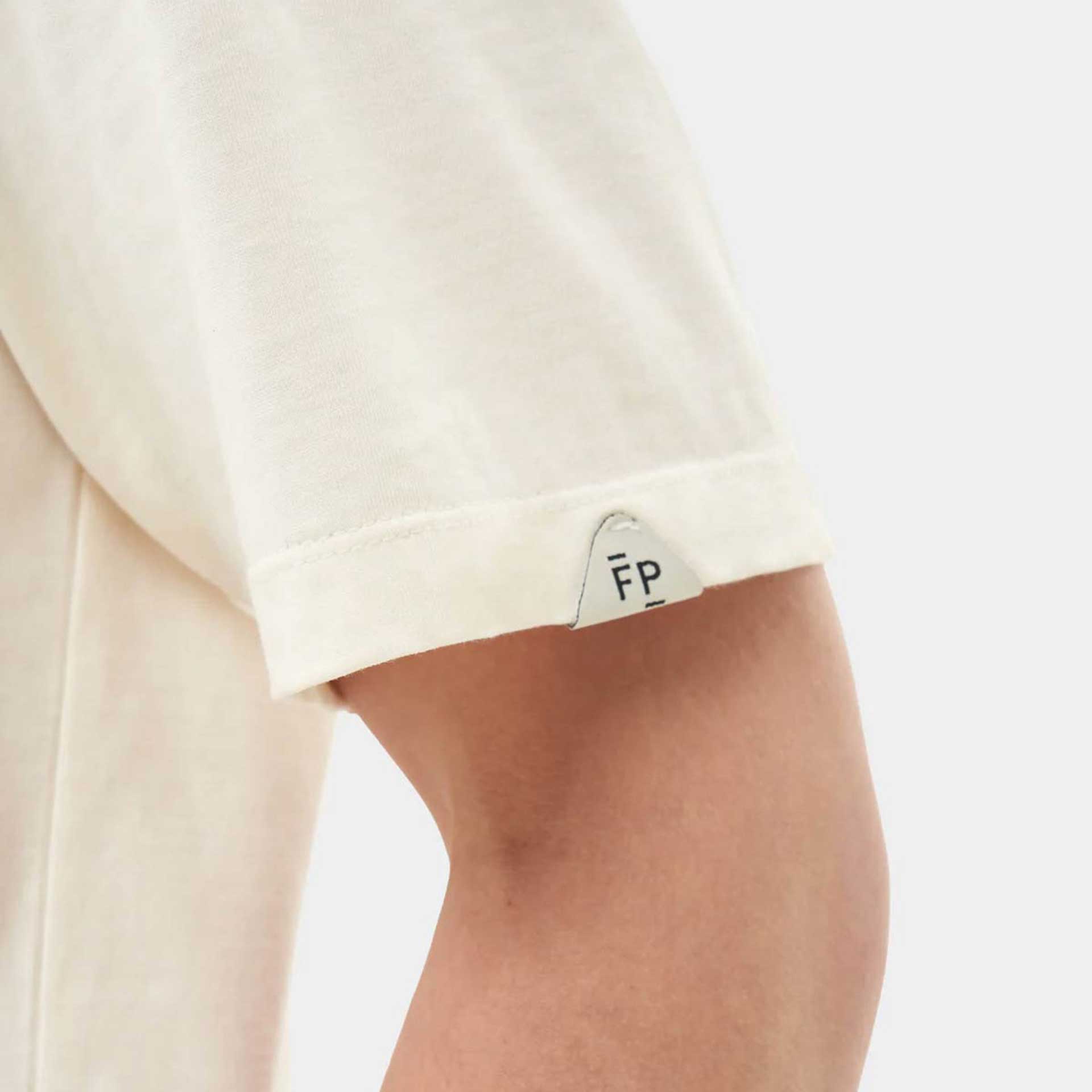 Filling Pieces T-shirt