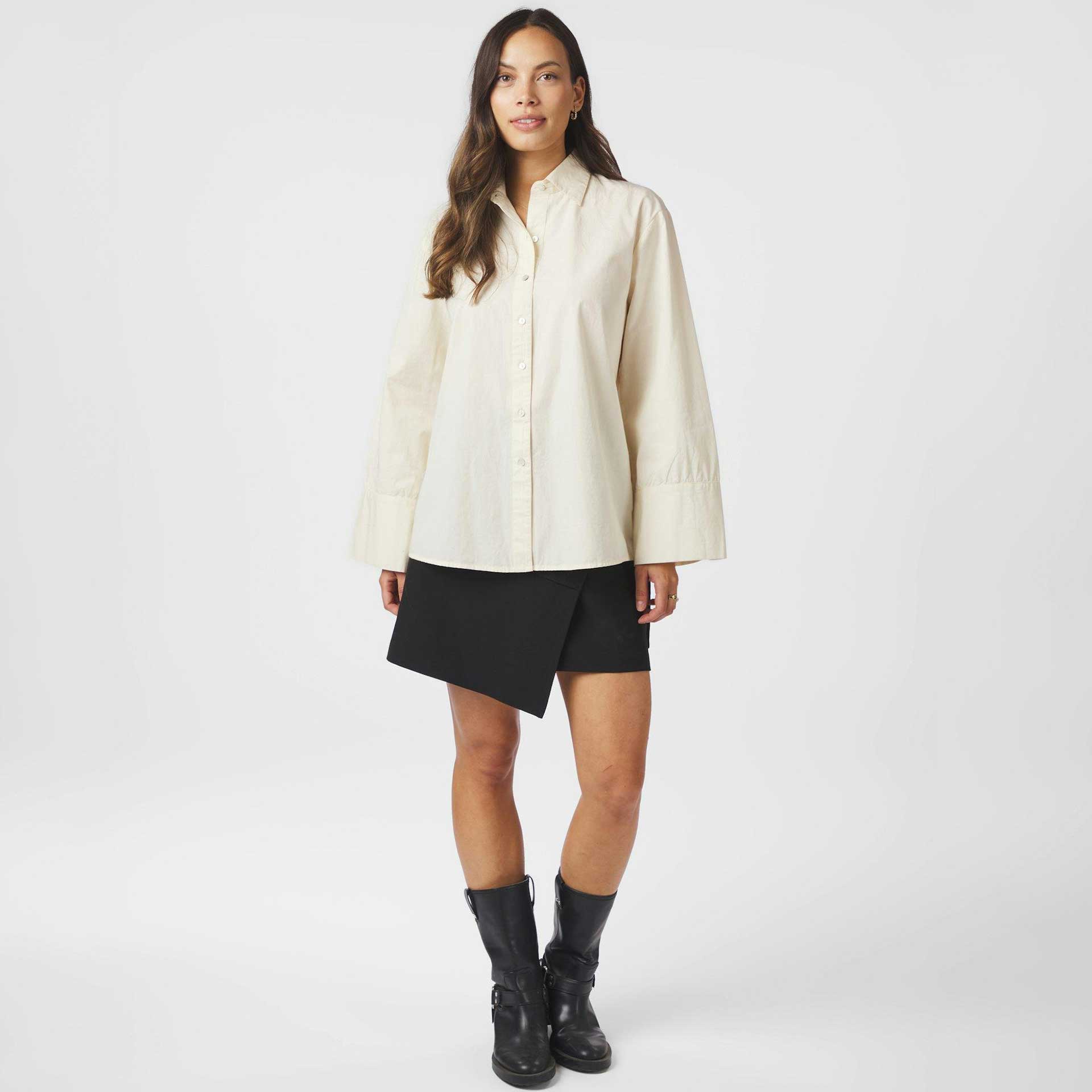 Neo Noir Blouse Ayari C