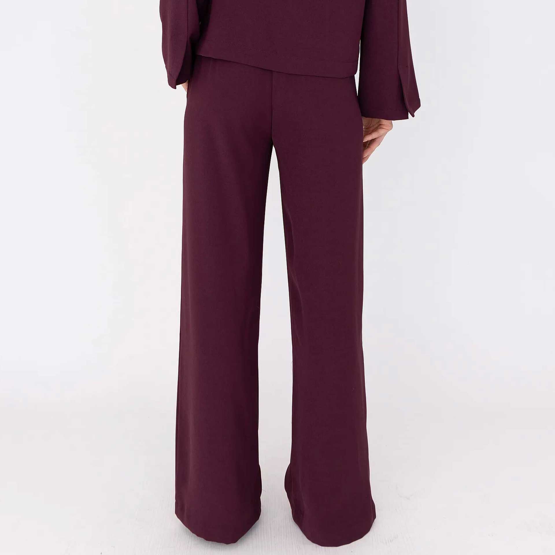 Anna  Broek 2 Anna  Broek