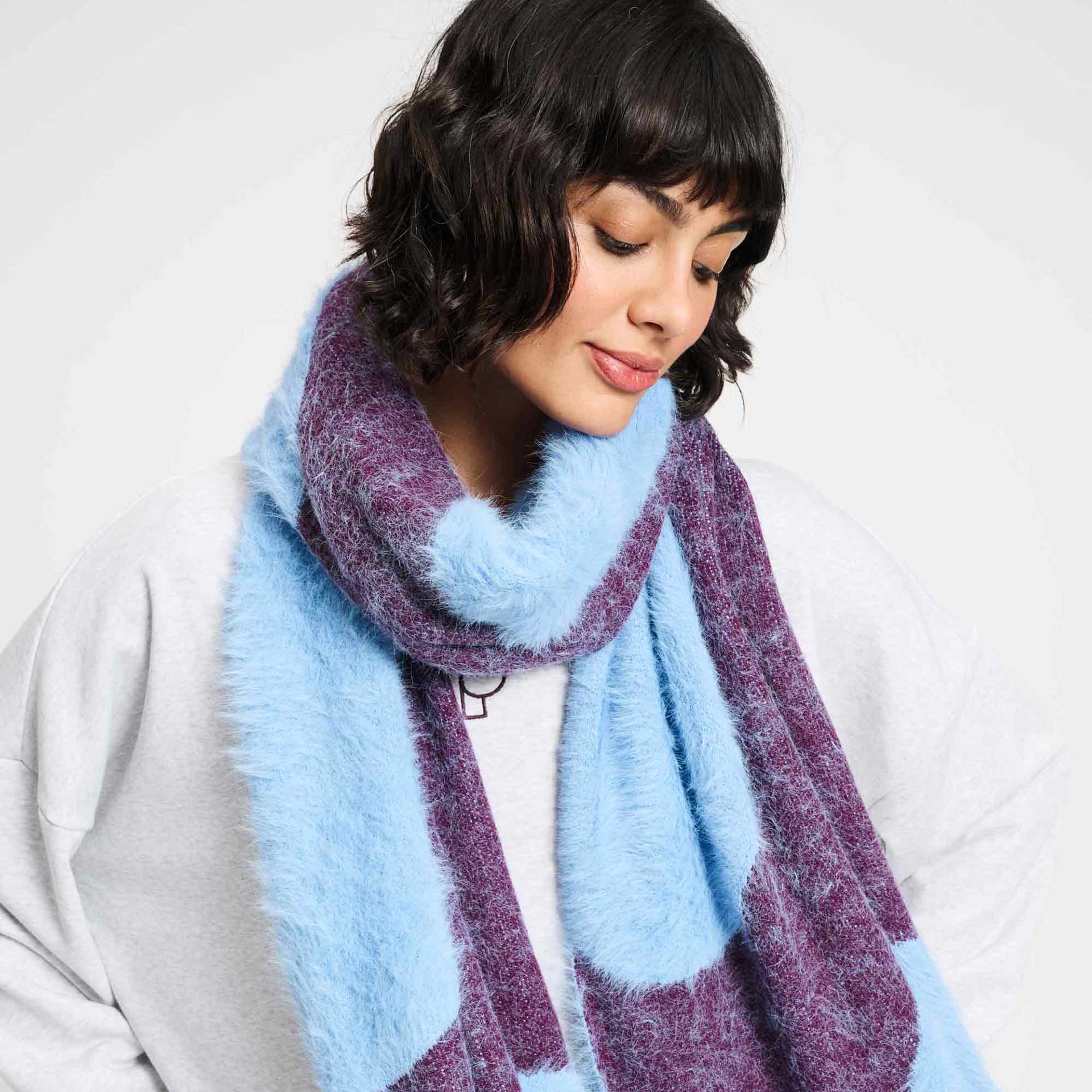 Pom Sjaal Dots Plum