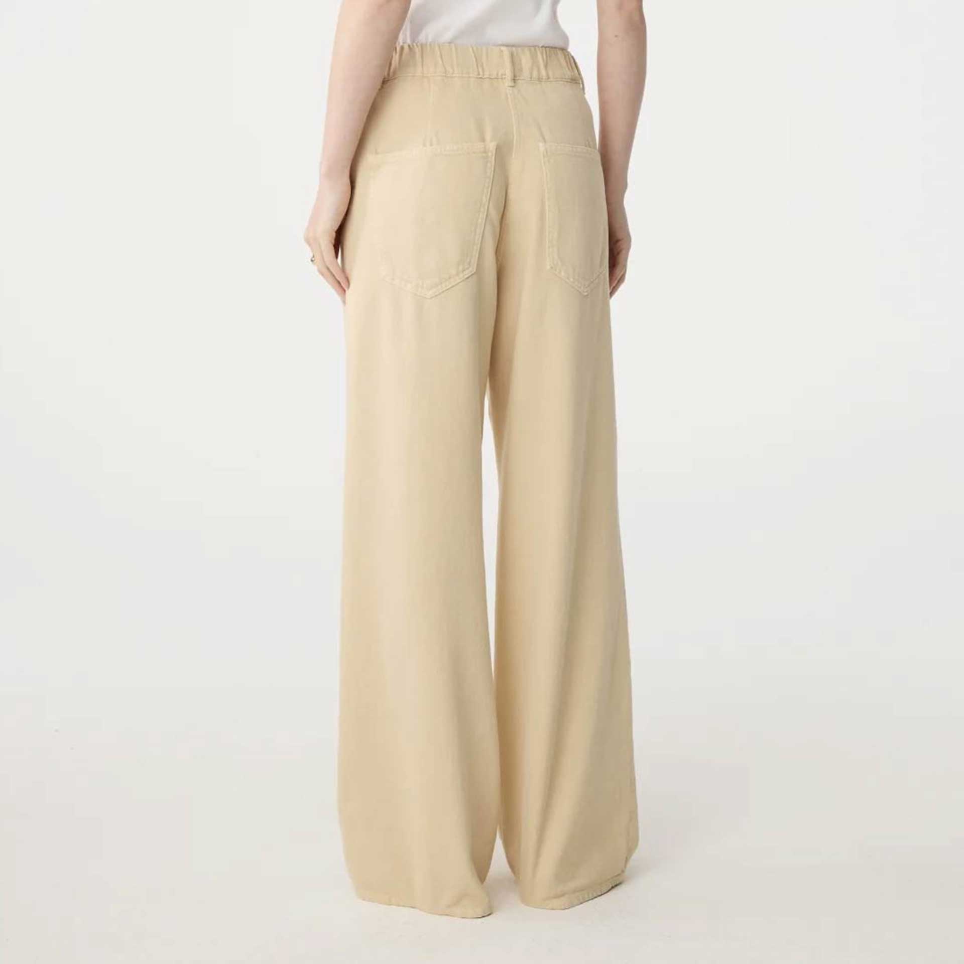 Knit-ted Jeans Twiggy