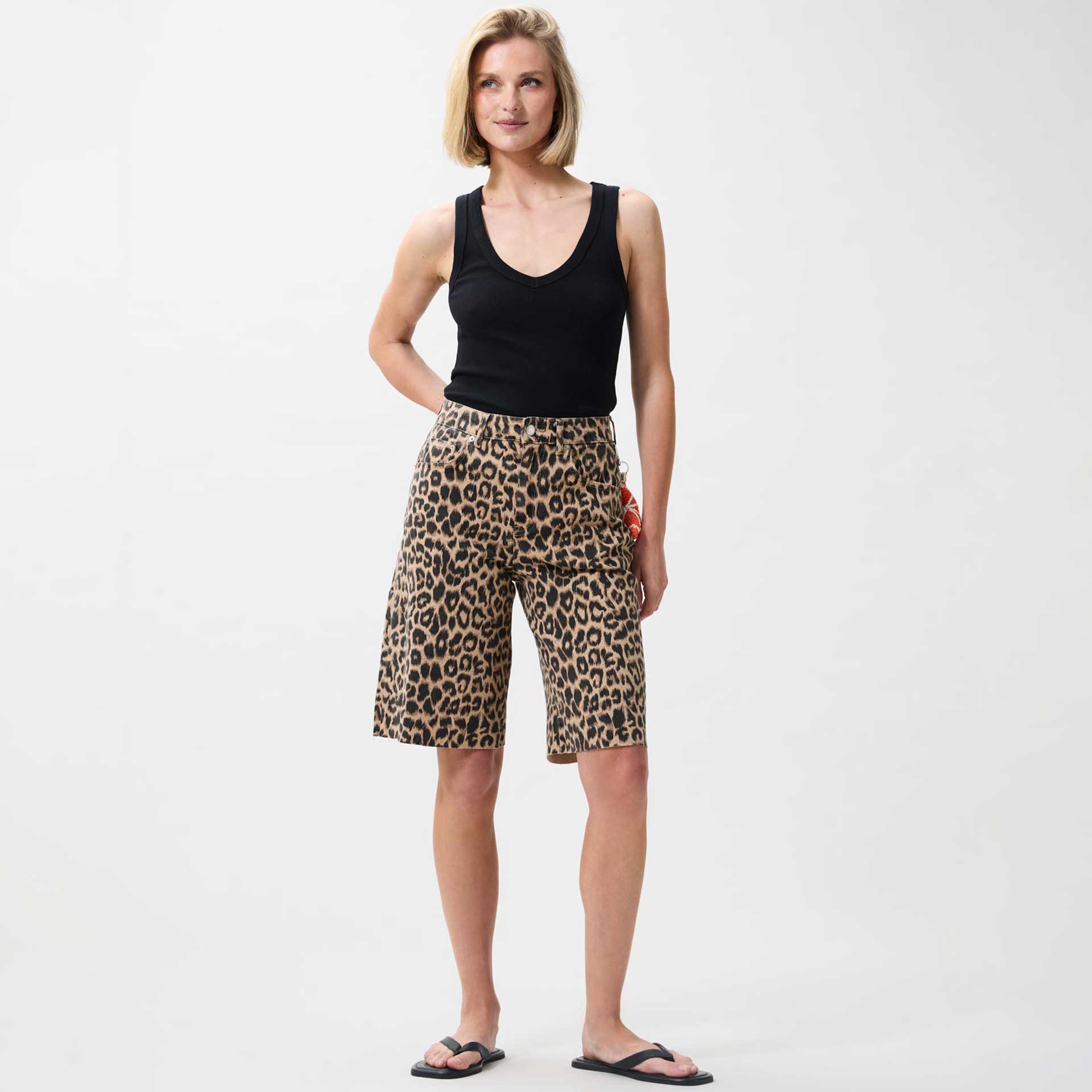 Catwalk Junkie Bermuda